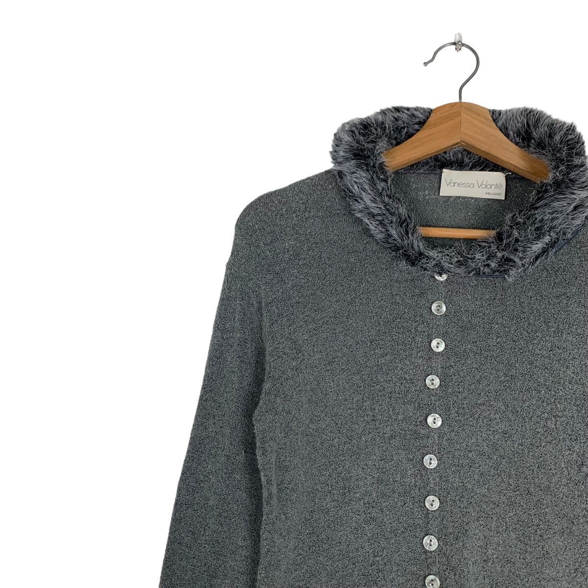 Vintage VANESSA VOLONTE Milano Fur Neck Button Shirt #0298-C13 Size S / US 4 / IT 40 - 7 Thumbnail