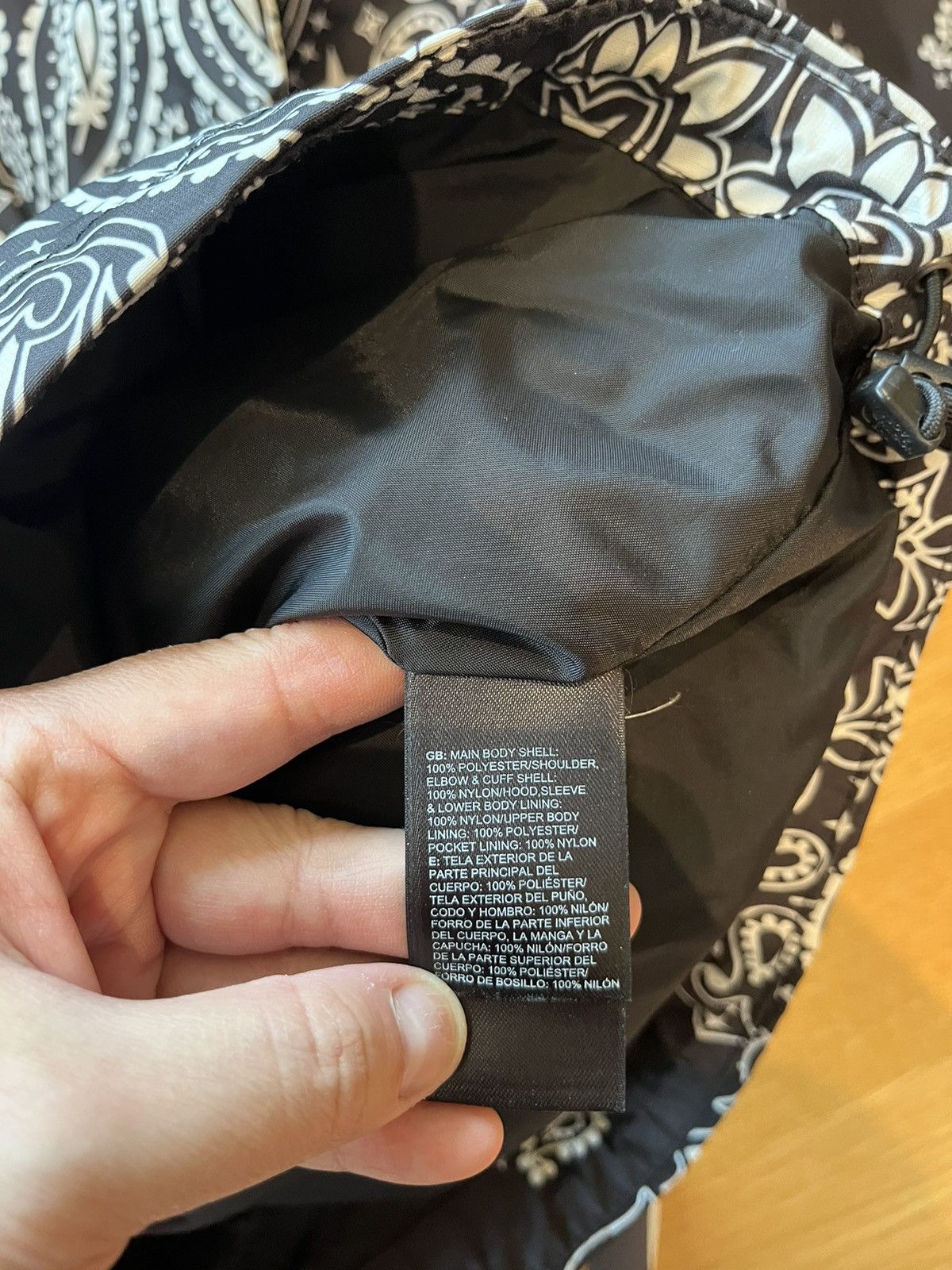 Supreme × The North Face Supreme x TNF Black Bandana Mountain Jacket Size US L / EU 52-54 / 3 - 7 Thumbnail