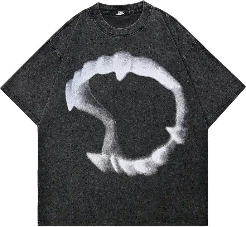 Japanese Brand Oversized Animal Teeth Graphic T Shirt Size US XL / EU 56 / 4 - 1 Thumbnail