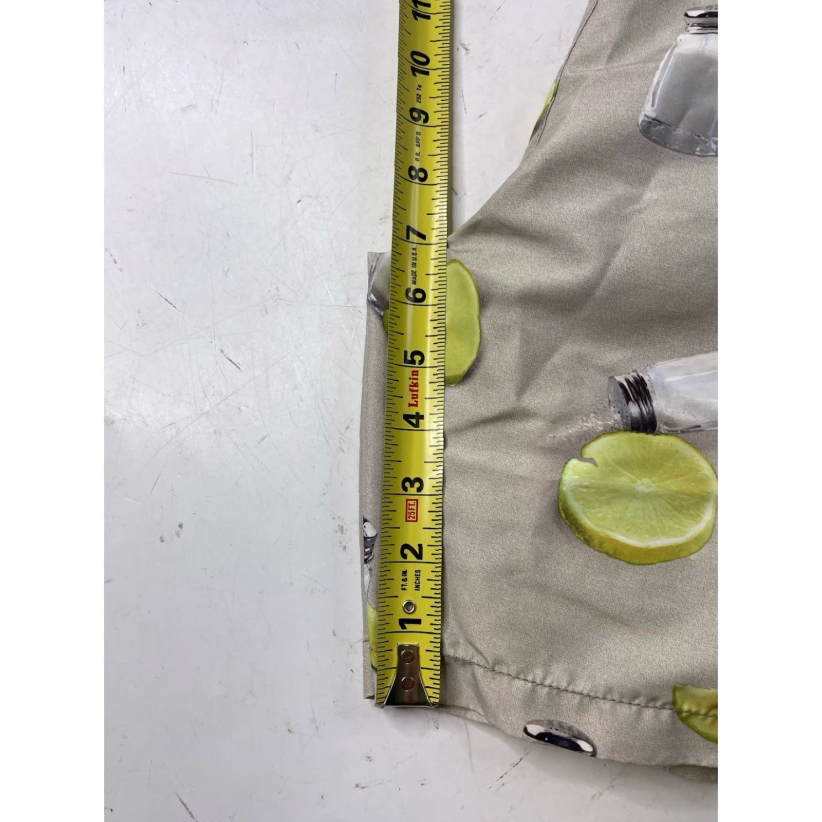Tommy Bahama Tommy Bahama Swim Shorts Trunks Mens Large Gray Lime Salt Lined Drawstring Elastic Waist Pocket Beach 100% Polyester Mens Size US 33 - 6 Thumbnail