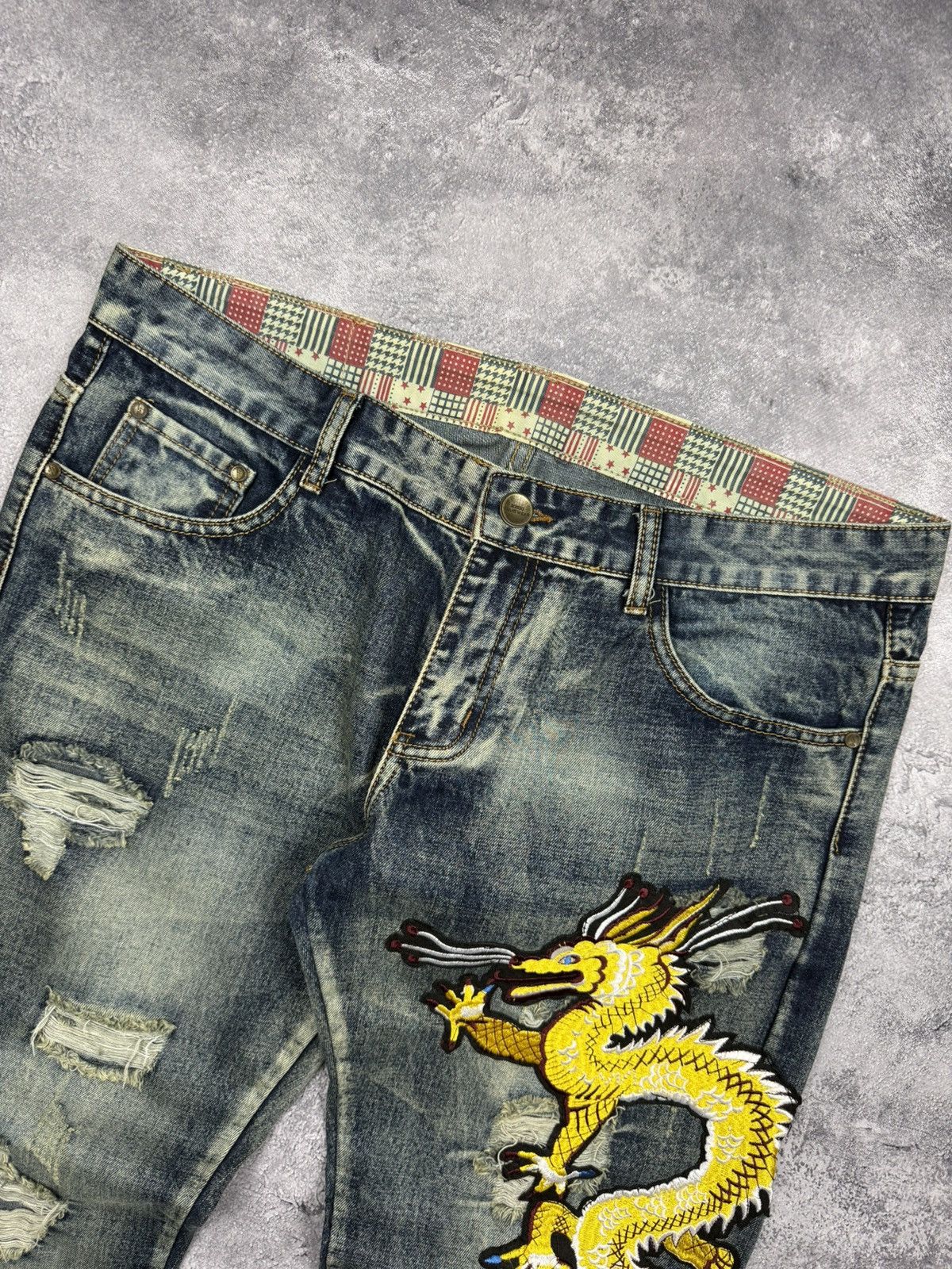 Japanese Brand Vintage Japanese Dragon Embroidered Distressed Jeans Pants Size US 36 / EU 52 - 11 Thumbnail
