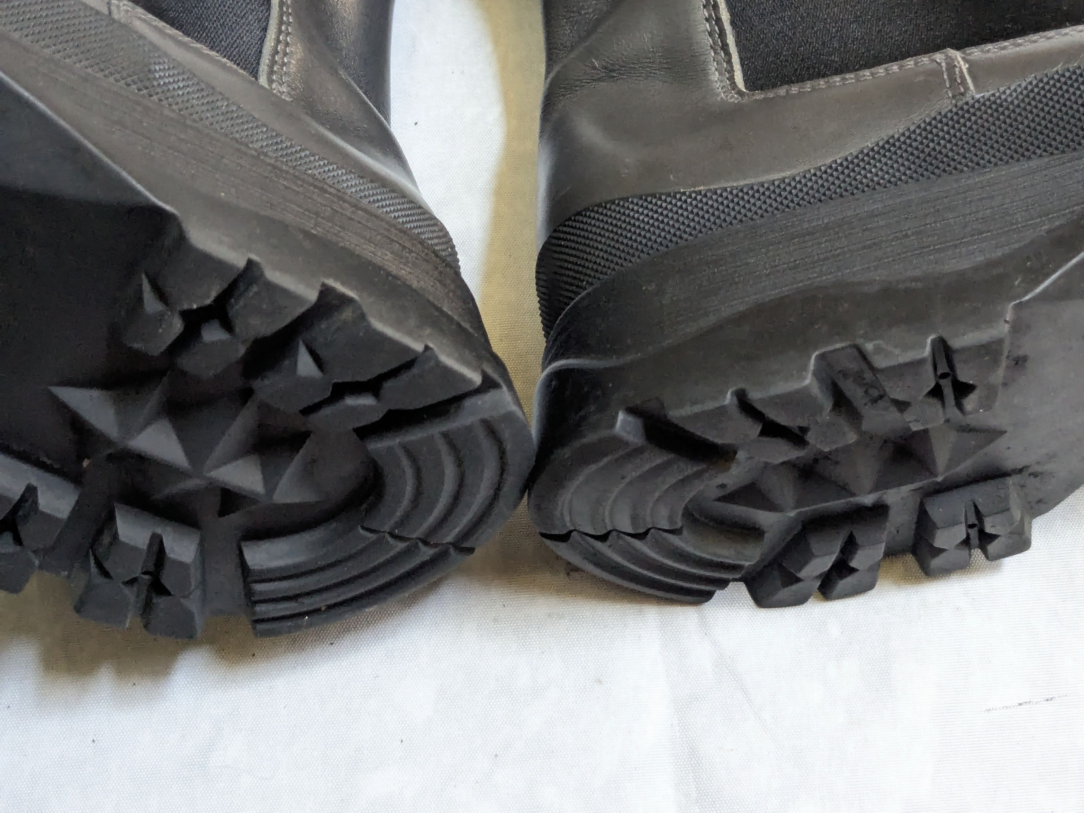 Prada Prada Chelsea Boots Gray Leather 10.5 Black Rubber Y2K Size US 10.5 / EU 43-44 - 17 Thumbnail