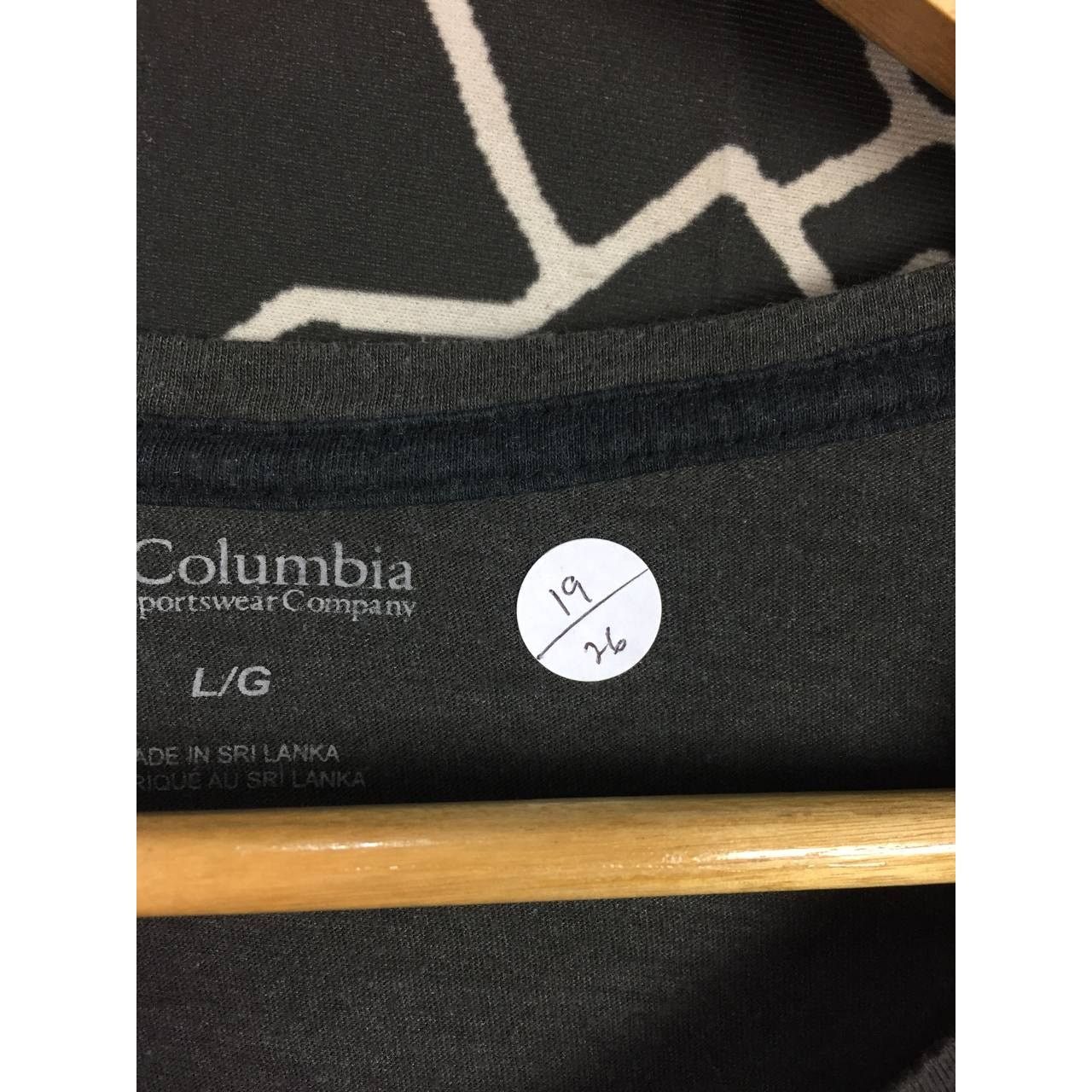 Columbia × Vintage Columbia Sportswear Company Foxy Graphic Outdoor Tee Size L / US 10 / IT 46 - 10 Thumbnail