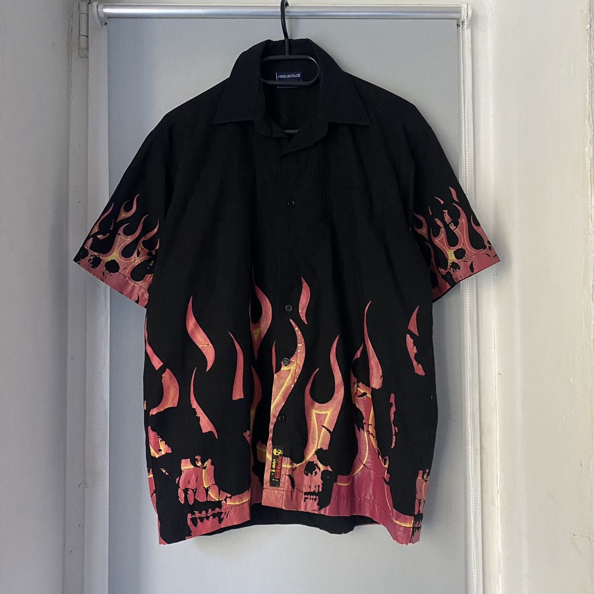 Vintage VINTAGE FISHBONE SURF OR DIE SKULL FLAME SHIRT Size US M / EU 48-50 / 2 - 2 Thumbnail
