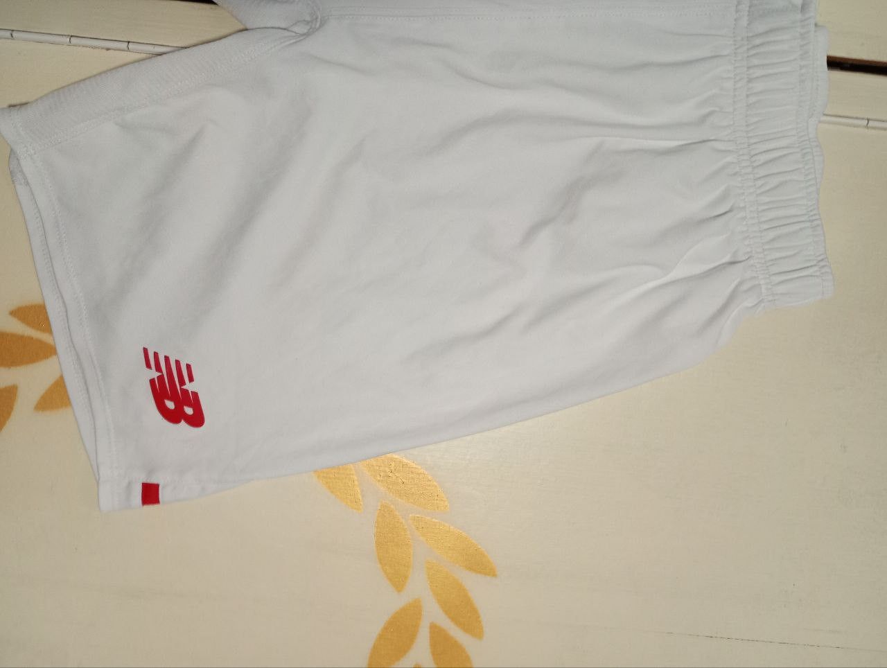 New Balance New Balance Liverpool FC Kit 2015-2016 junior size XL Size US S / EU 44-46 / 1 - 19 Thumbnail