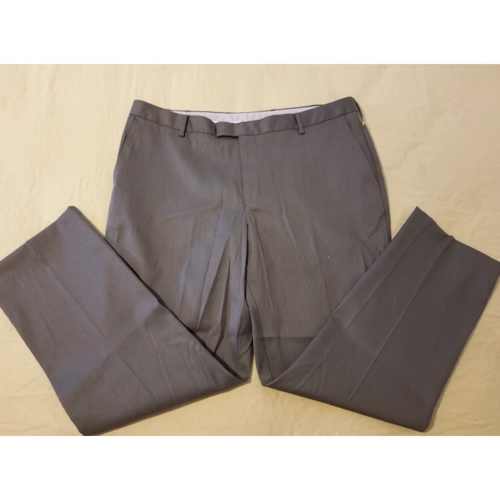 Charles Tyrwhitt Charles Tyrwhitt Khaki Dress Pants 38x32 38x30 Mens Chino Flat Front Straight Leg Slacks Beige Cotton Baggy N/A Size US 38 / EU 54 - 2 Thumbnail