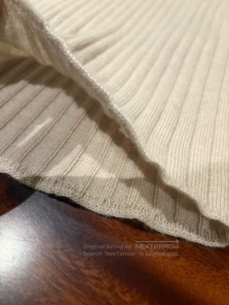 Loro Piana Loro Piana Cashmere Short Sleeve Knit Top, Beige Size XS / US 0-2 / IT 36-38 - 7 Thumbnail