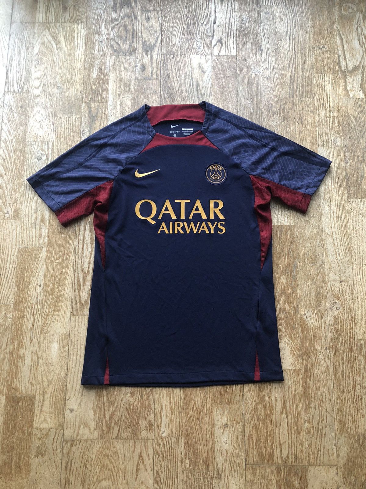 NIKE PSG FOOTBALL SOCCER PARIS SLIM FIT JERSEY