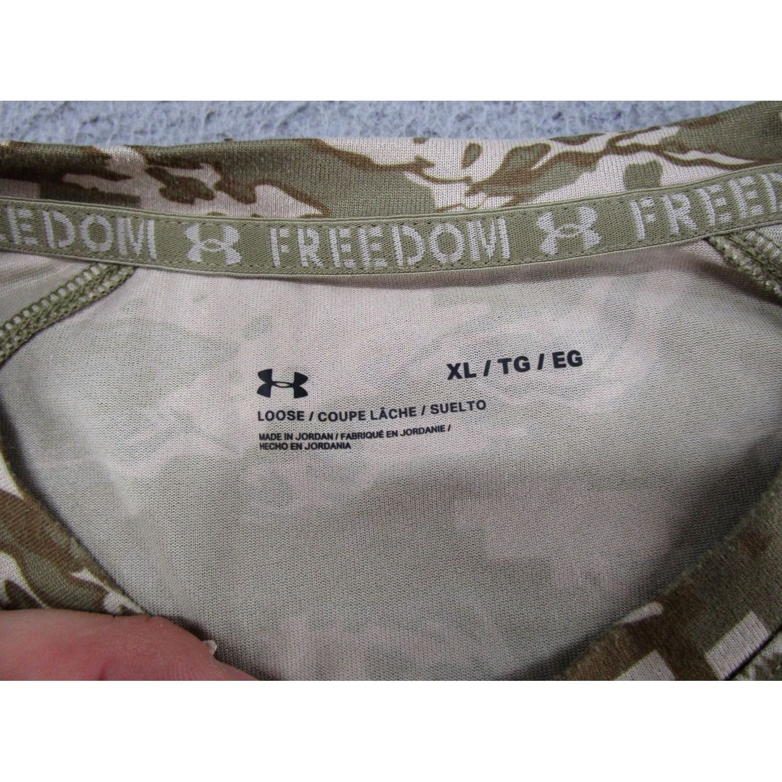 Under Armour Under Armour Freedom Camo Short Sleeve Shirt Mens XL Activewear Military Camouflage Logo Breathable T-Shirt 2020s Mens Size US XL / EU 56 / 4 - 3 Thumbnail