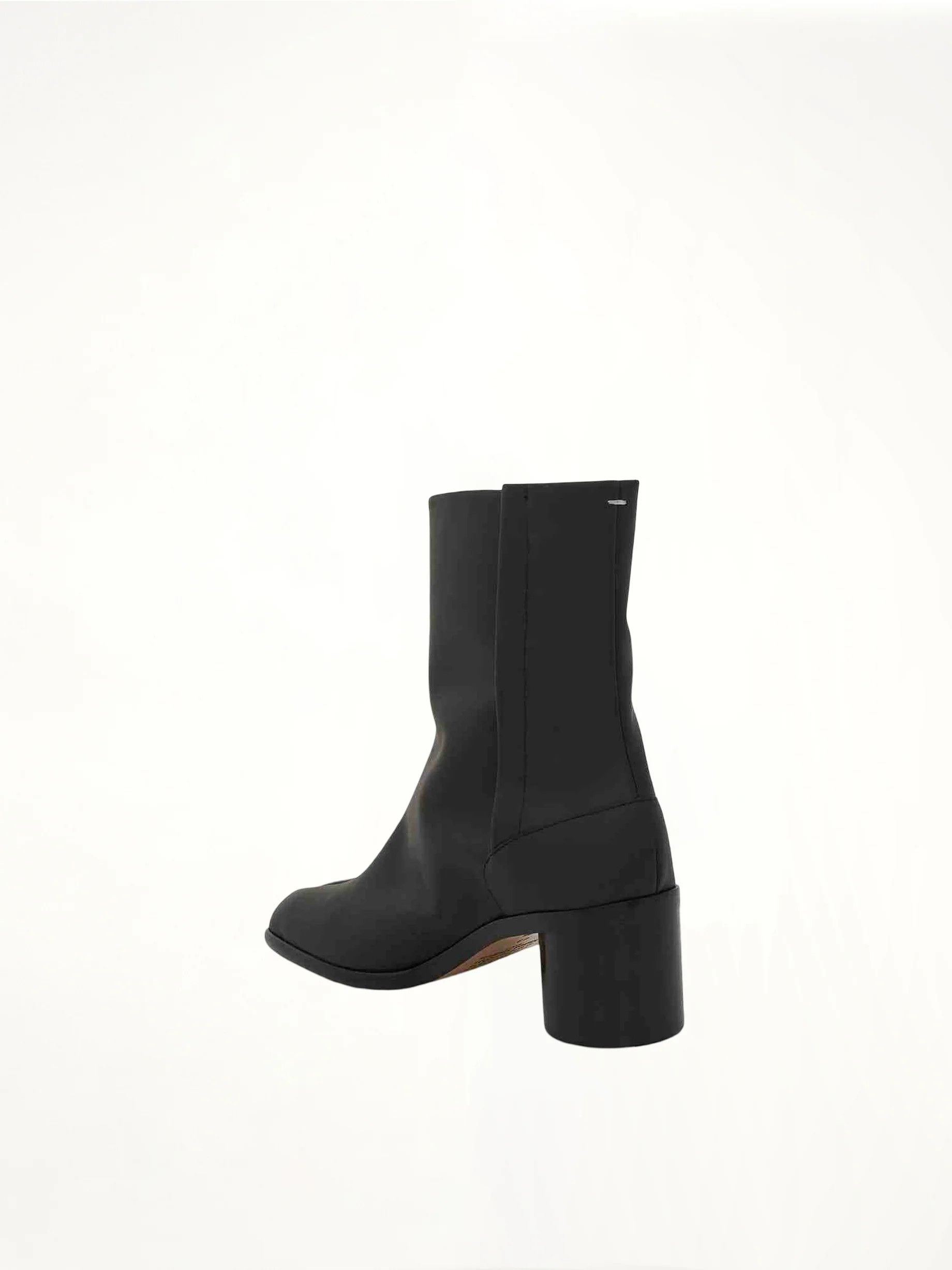 Maison Margiela o1w1db11225 Tabi Ankle Boots in Black Size US 7 / EU 40 - 3 Thumbnail