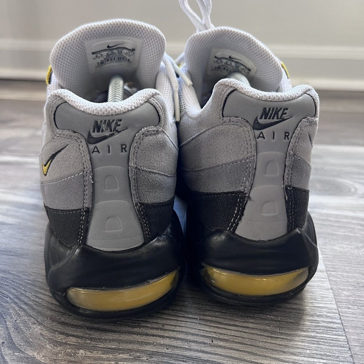 Nike A/W 2011 Nike Air Max 95 "Tour Yellow" Size US 9.5 / EU 42-43 - 5 Thumbnail