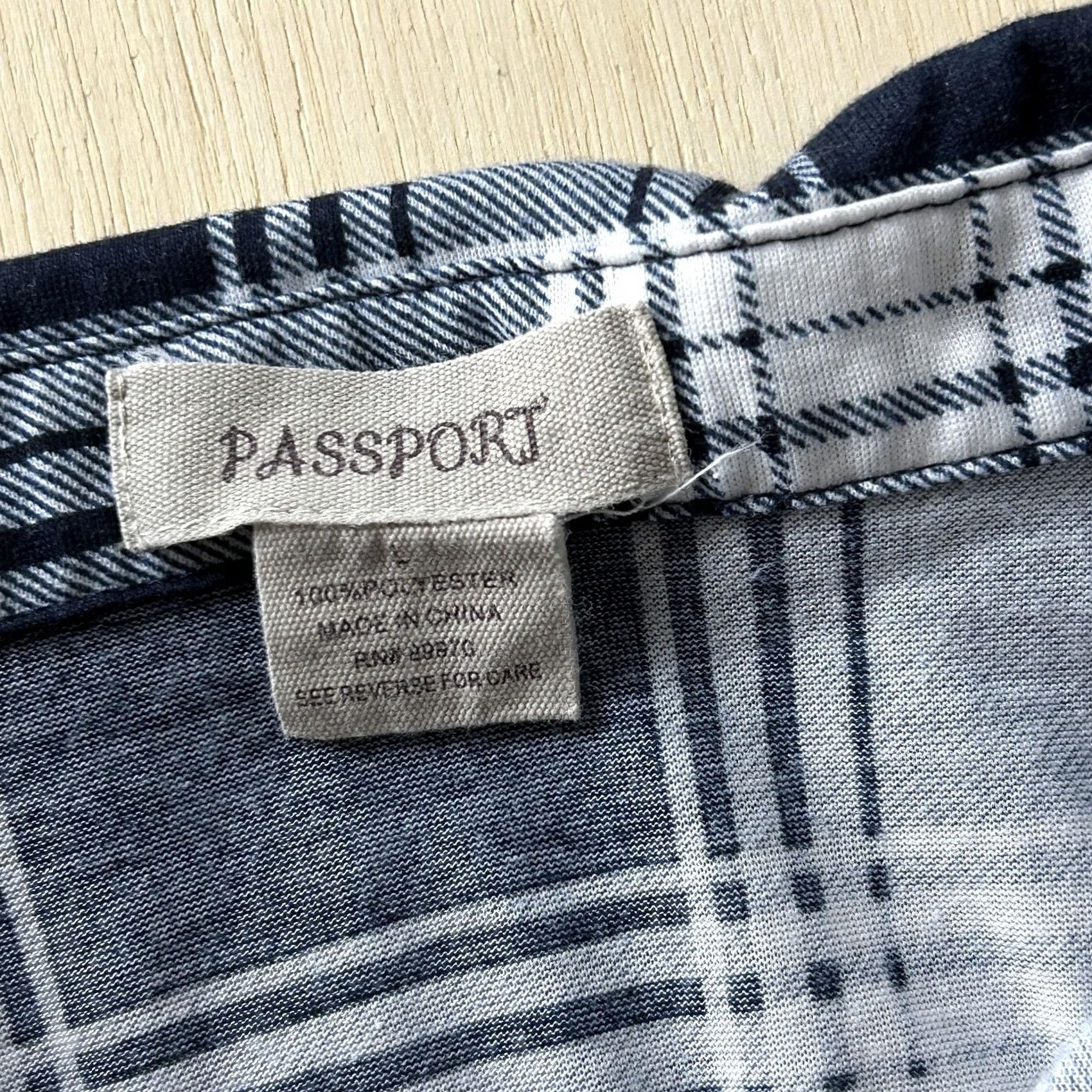 Vintage Passport Shirt Womens Small Blue Plaid Long Sleeve Pearl Snap Button Up Flannel Size S / US 4 / IT 40 - 2 Thumbnail