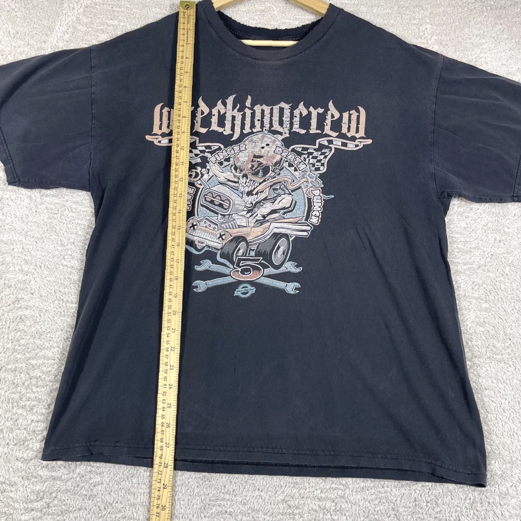 Vintage VINTAGE Five Finger Death Punch T-Shirt Mens XL Black Wrecking Crew Metal Band Skull Faded Grunge Size US XL / EU 56 / 4 - 3 Thumbnail