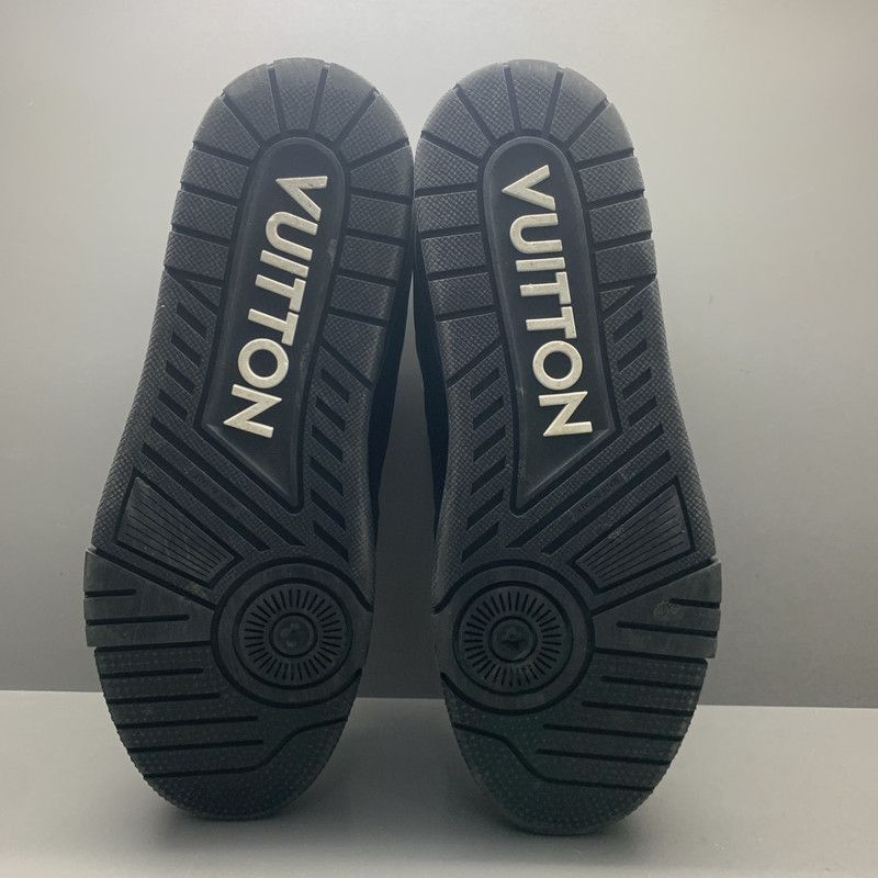 Louis Vuitton Louis Vuitton Trainer Black Low-Top Fashion Sneakers -2508 Size US 9 / EU 42 - 4 Thumbnail