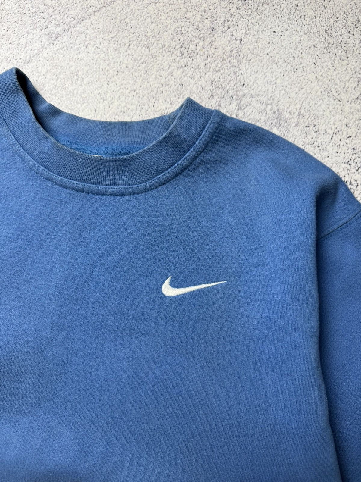Nike Vintage Nike Blue Sweatshirt Mini Logo Rare Streetwear Size S / US 4 / IT 40 - 12 Thumbnail