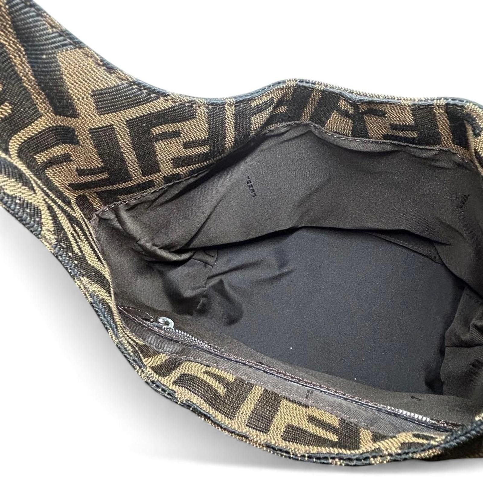 Fendi Fendi - Vintage FF Canvas Hobo Bag Size ONE SIZE - 6 Thumbnail
