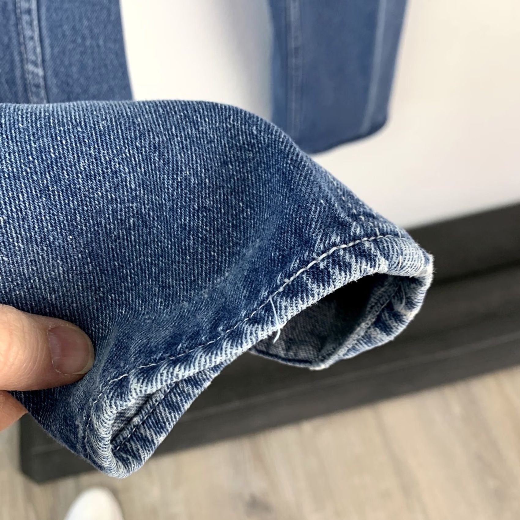 Lee VINTAGE Lee Mens Blue Jeans High Rise Straight Leg USA Talon Zipper 26" Waist 70s Jeans Blue Mens Size US 26 / EU 42 - 4 Thumbnail