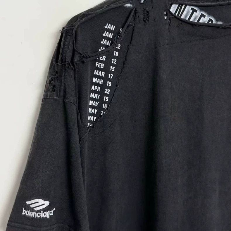Balenciaga Balenciaga 3 B embroidered logo destruction calendar desig Size US M / EU 48-50 / 2 - 6 Thumbnail