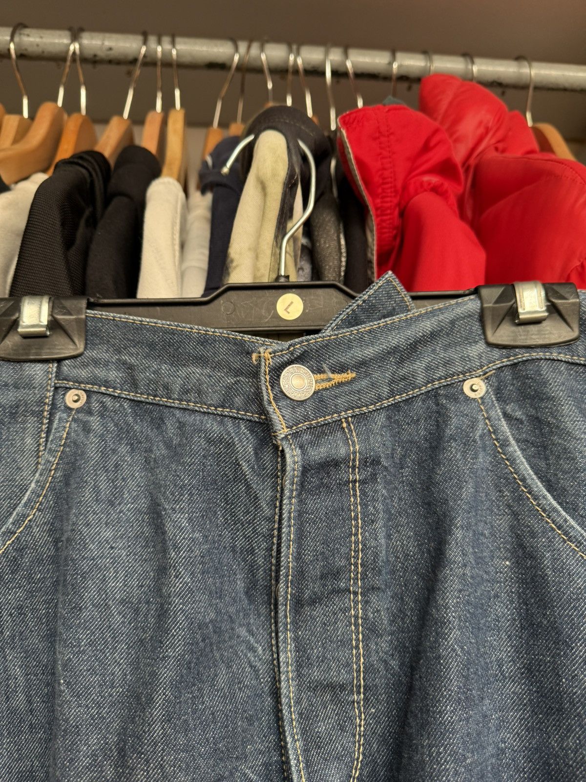 Levi's Vintage Levis Engineered Cinch Back Loose Fit Denim Jeans Size US 32 / EU 48 - 9 Thumbnail