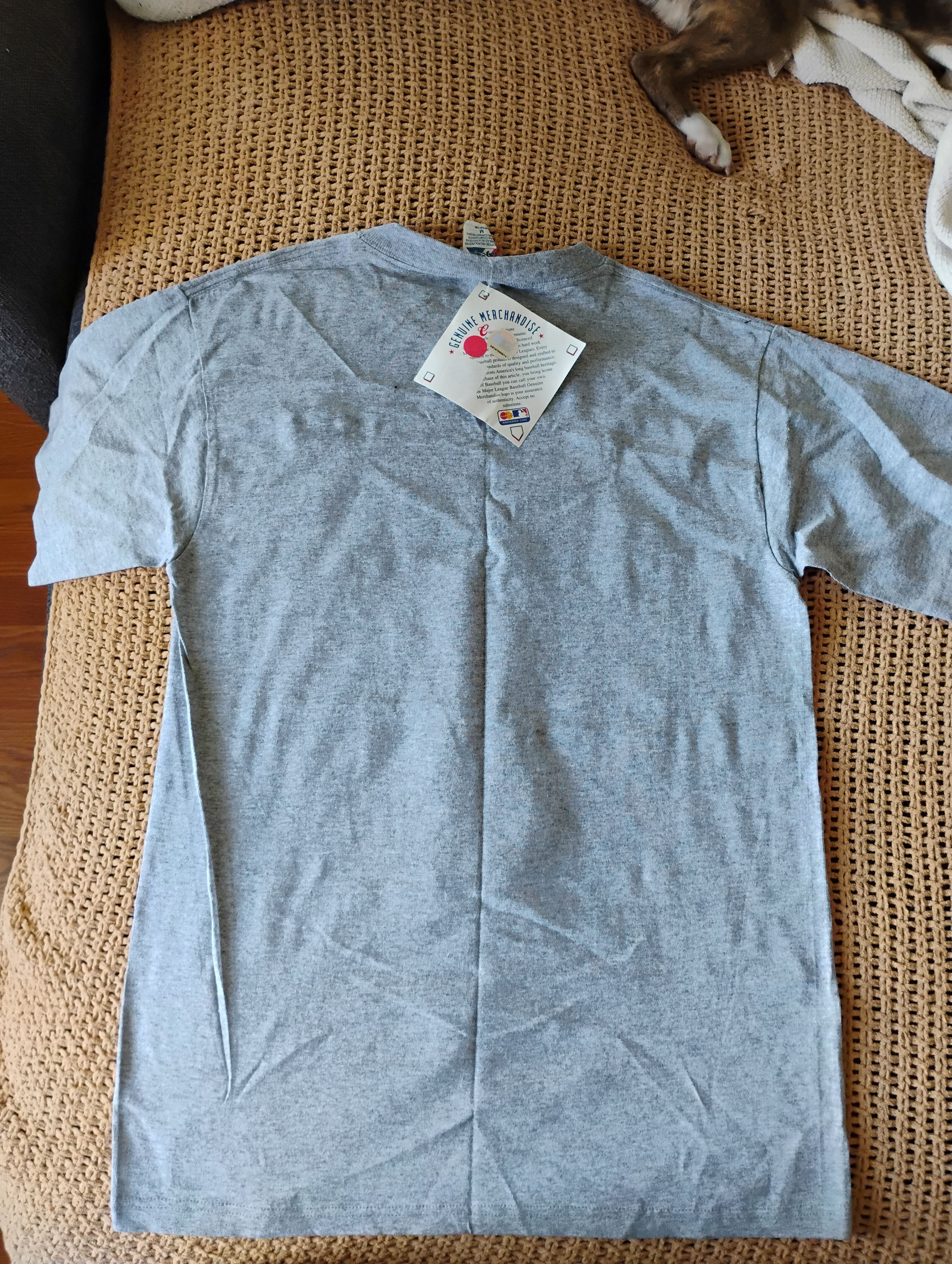 MLB Phillies Inaugural Day CBP 2004 Tshirt Size US M / EU 48-50 / 2 - 2 Thumbnail