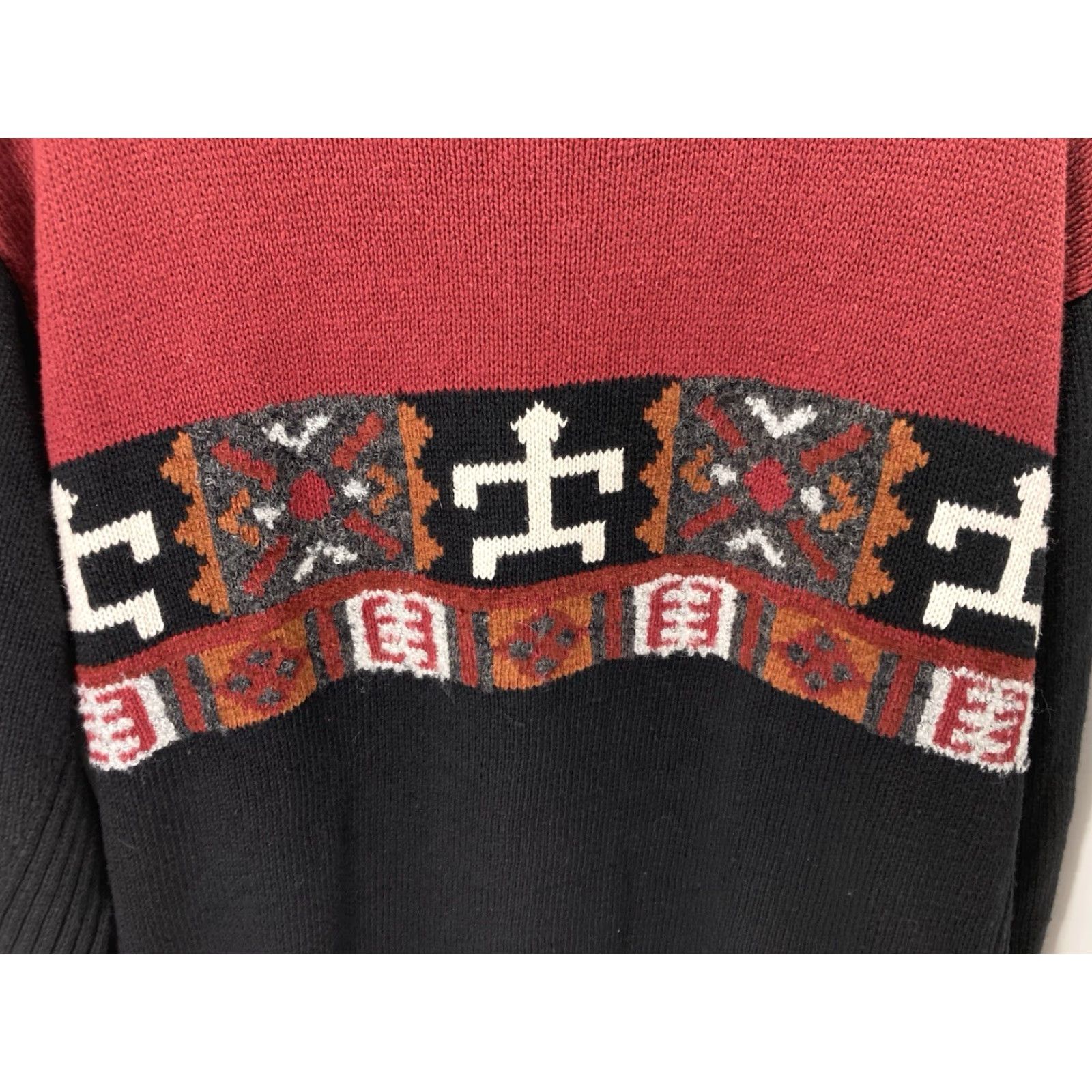 Vintage VINTAGE Aztec Tribal Sweater Men Size Large Black Long Sleeve Cotton Pullover VTG 1999 Mens Large Black Cotton Geometric 1990s Size US L / EU 52-54 / 3 - 4 Thumbnail