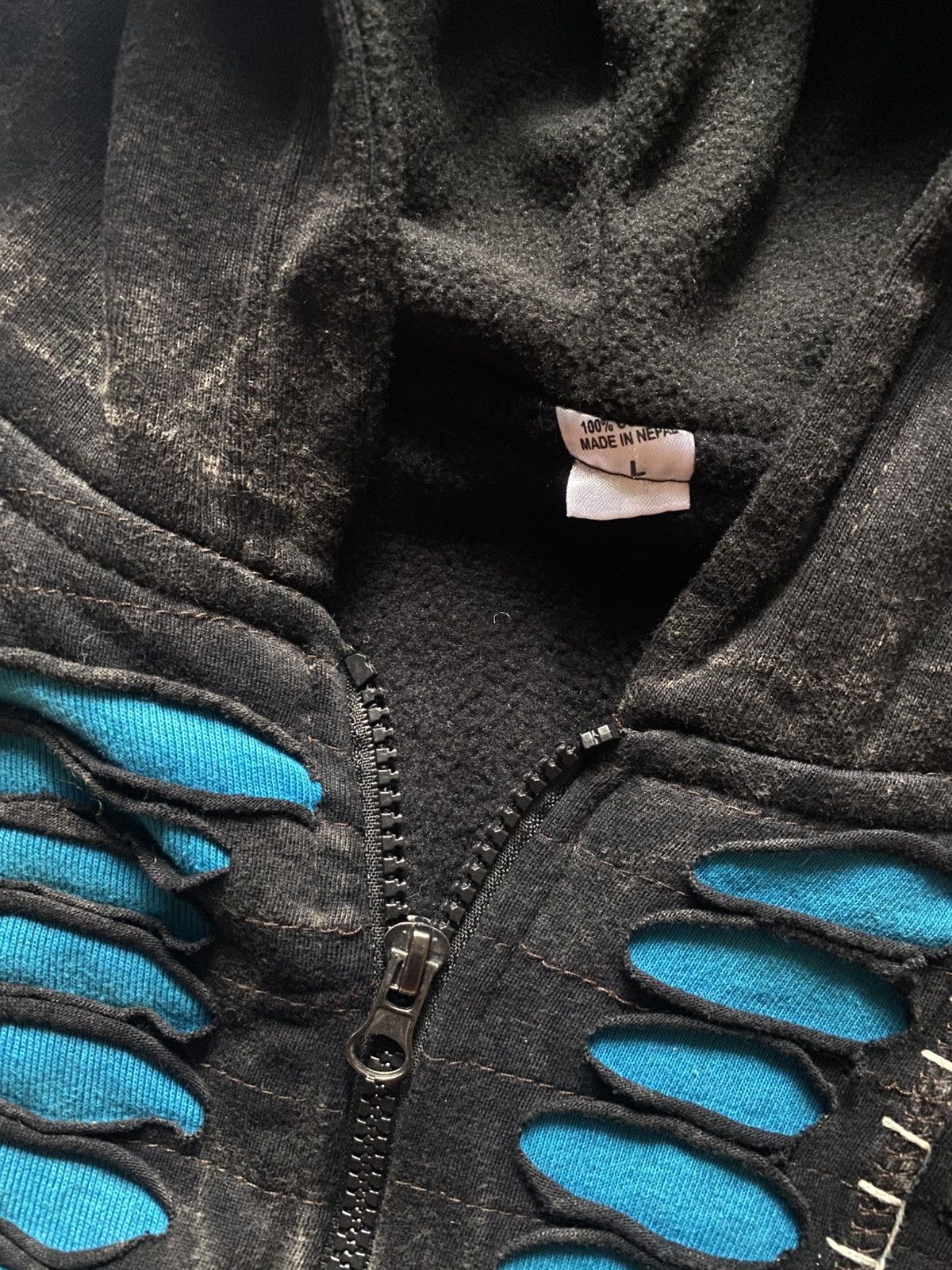 Handmade Crazy vintage patchwork Y2k Hoodie From Nepal Japanese style Size US L / EU 52-54 / 3 - 7 Thumbnail