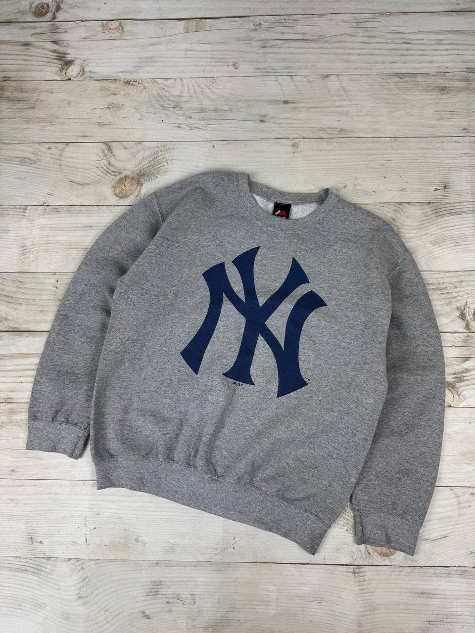Majestic Vintage Majestic New York Yankees Sweatshirt Big Logo Y2K Size US M / EU 48-50 / 2 - 1 Thumbnail