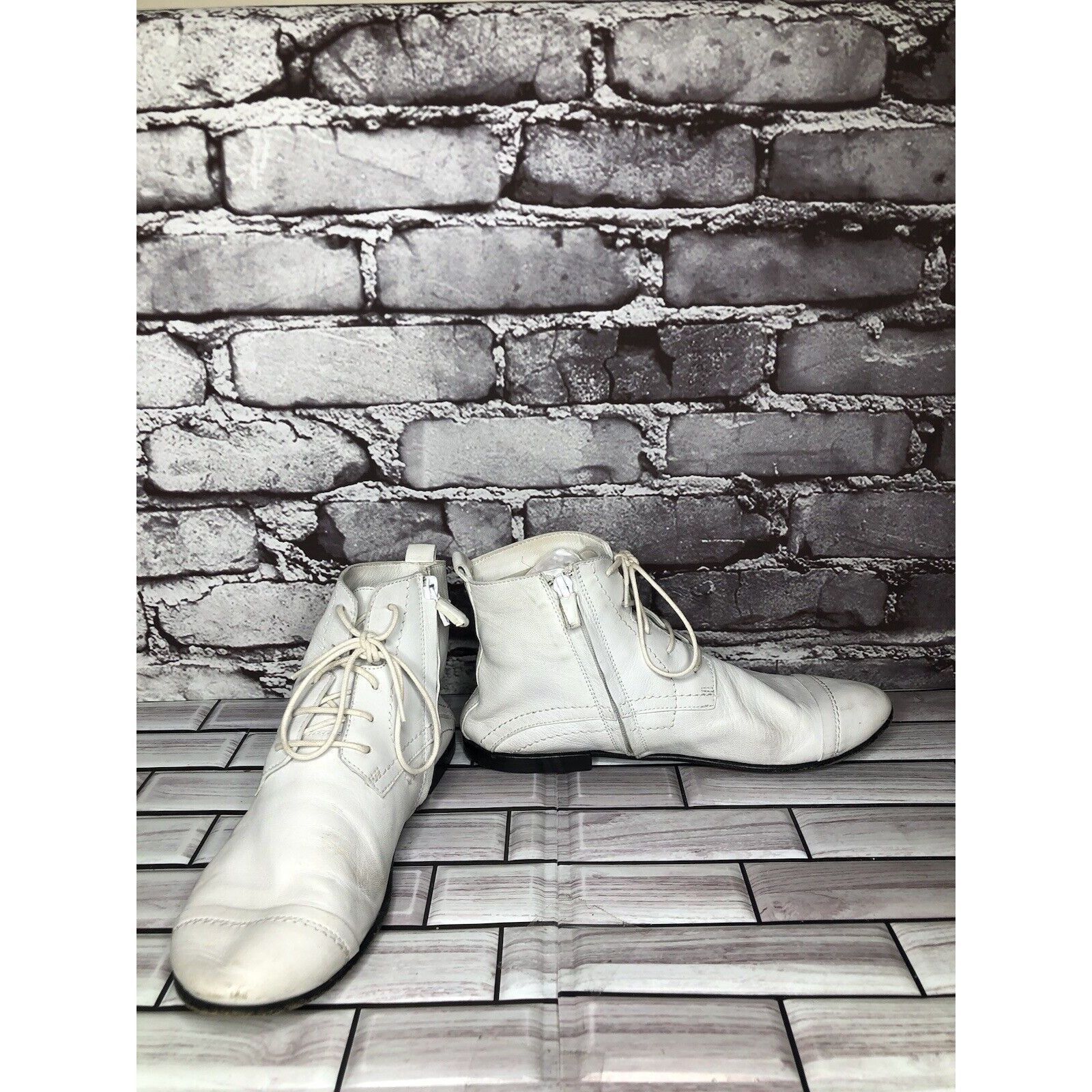 Costume National Costume National White Leather Side Zip Lace Up Ankle Boots Size US 6.5 / IT 36.5 - 3 Thumbnail