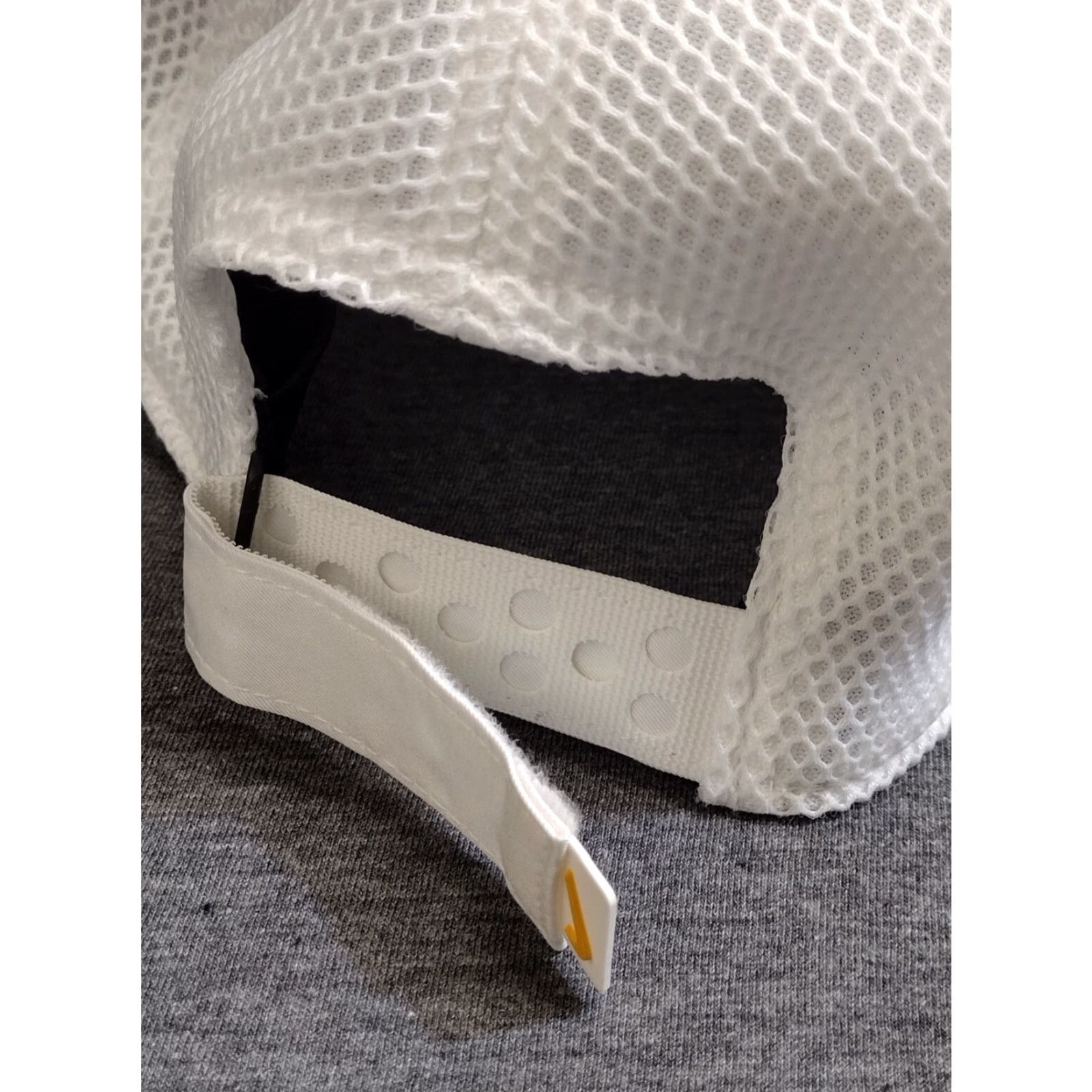 Nike Nike Hat Arcadia CW1335-100 White Unisex 2020 Adjustable Lightweight Classic Swoosh Mens Size ONE SIZE - 2 Thumbnail