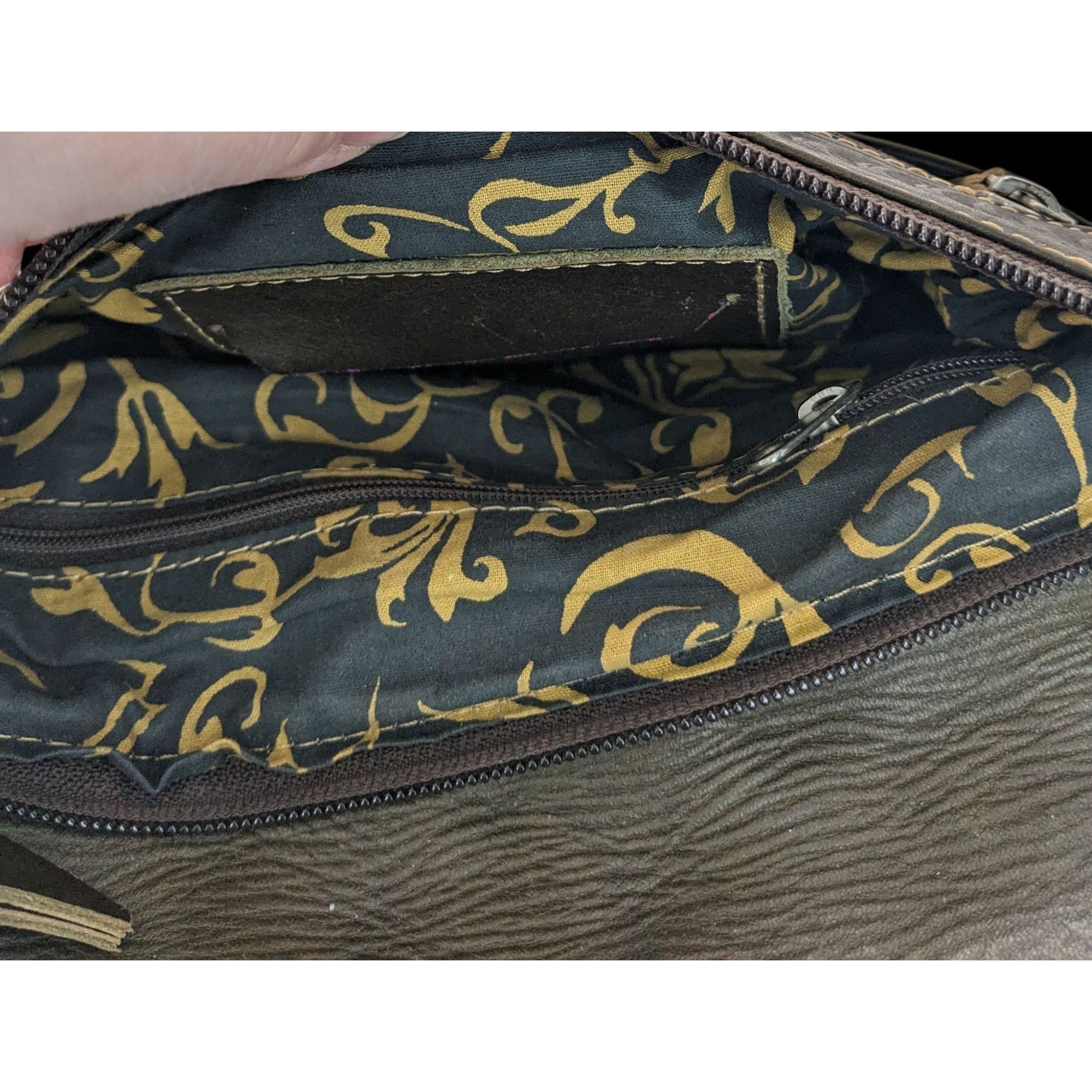 Other Vintage JL Salvidar Tooled Leather Crossbody Bag With Adjust Size ONE SIZE - 5 Thumbnail