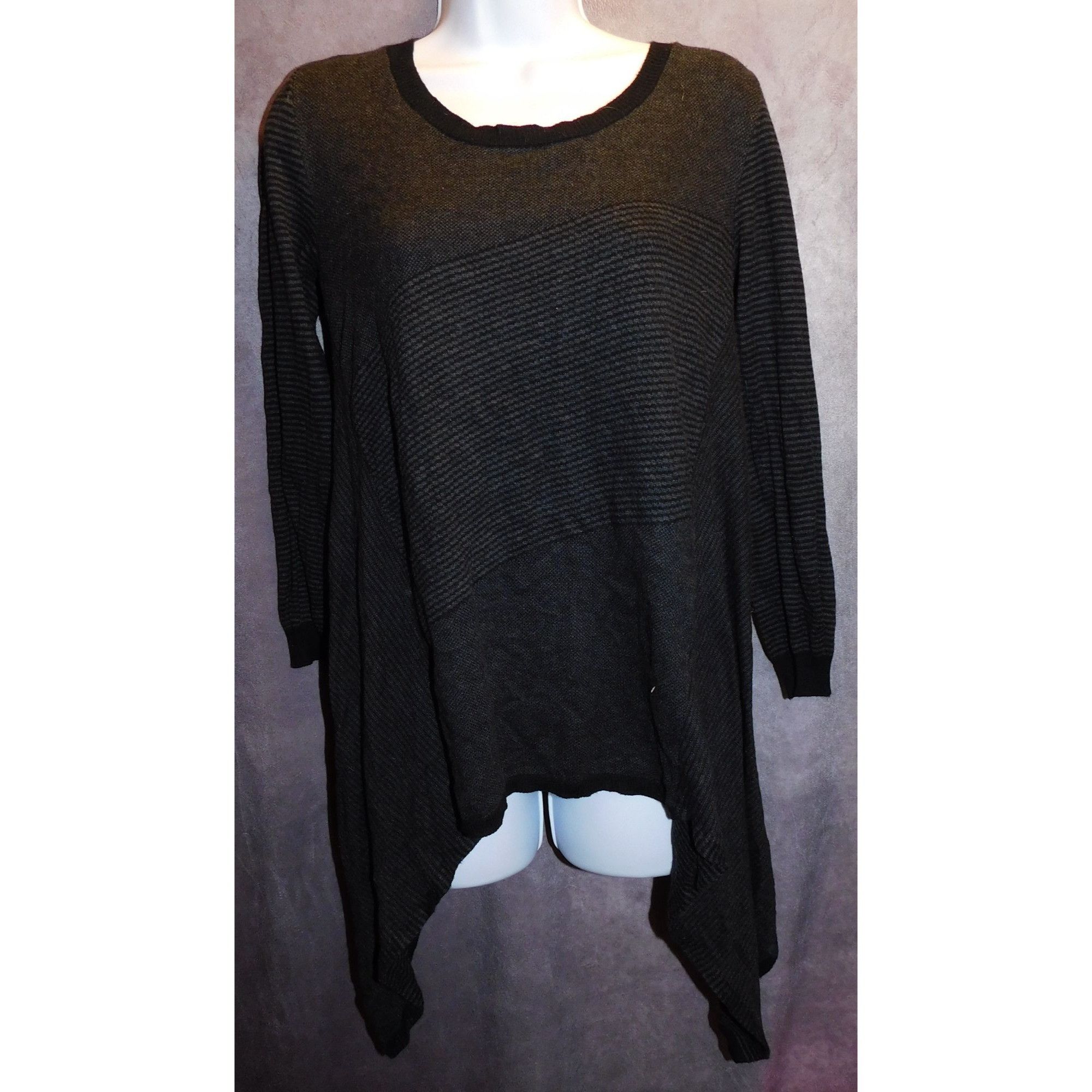 Other Max Studio Gothic Striped Asymmetrical Hem Sweater Size S / US 4 / IT 40 - 7 Thumbnail