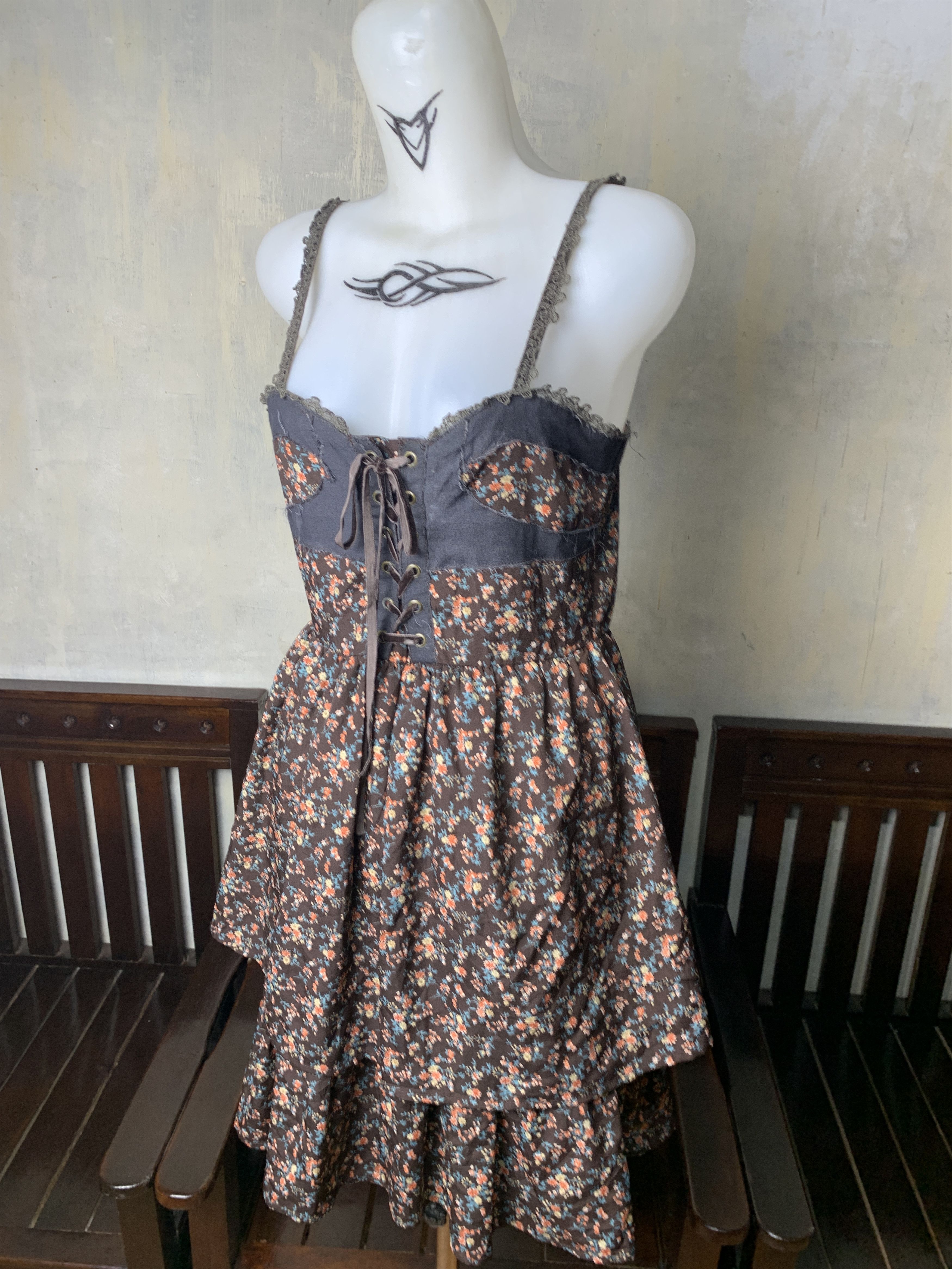 Japanese Brand axes femme Japan Brown Floral Lace Milkmaid Tank Dress (S) Size S / US 4 / IT 40 - 2 Thumbnail