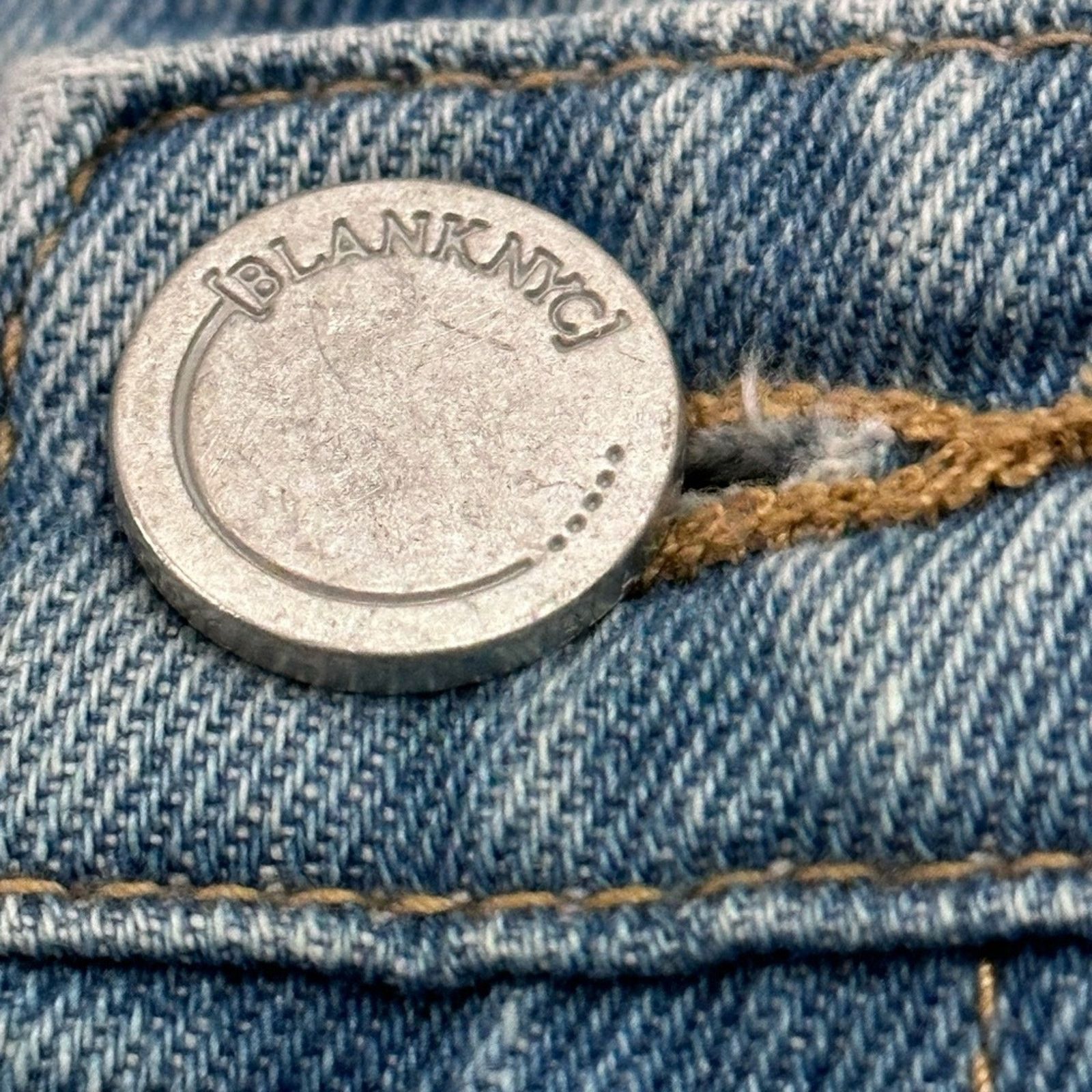 BLANKNYC BLANKNYC The Madison Crop Distressed Jeans Womens Size 30 Size 30" / US 8 / IT 44 - 2 Thumbnail