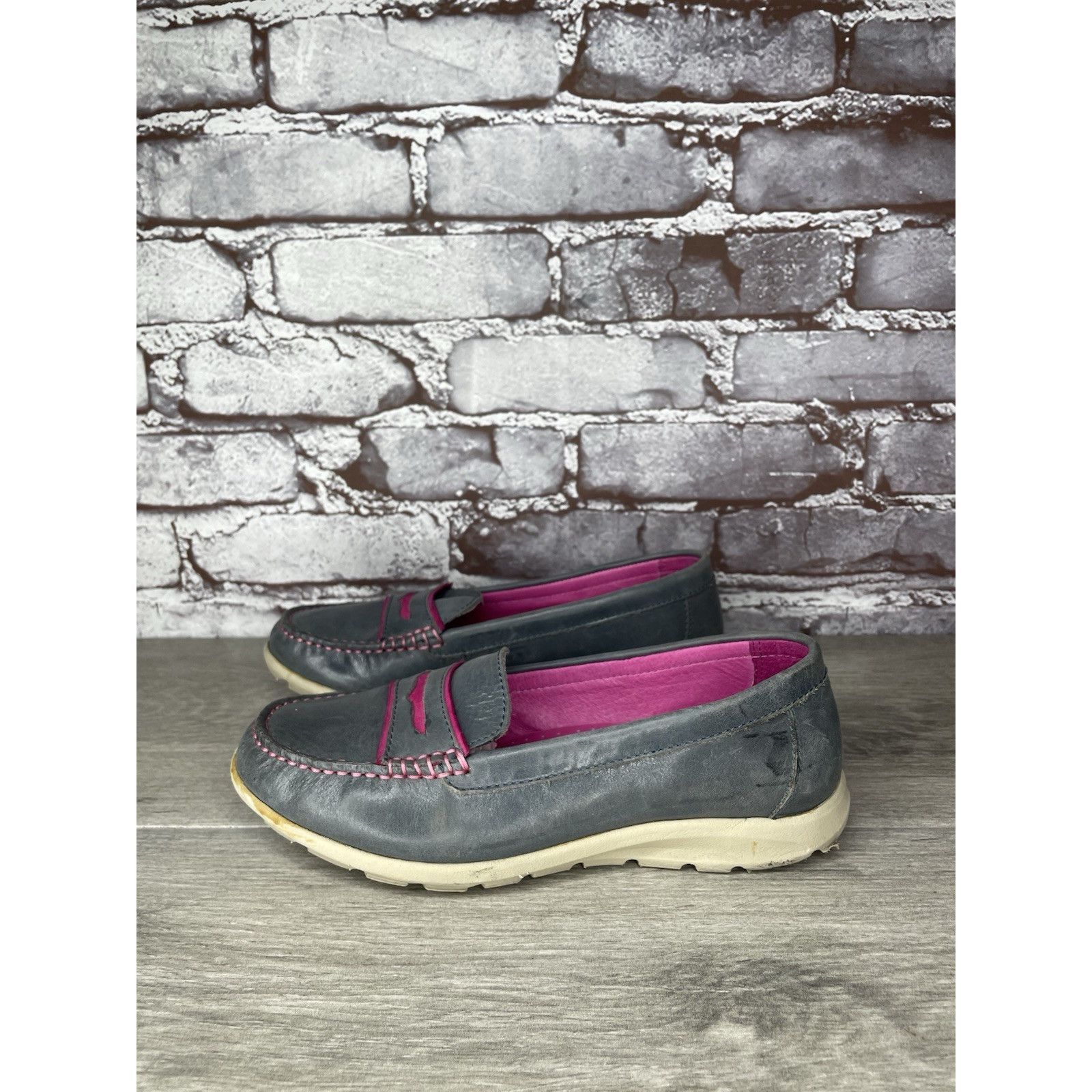 JOSEF SEIBAL Josef Seibel Gray Leather Pink Stitching Penny Loafer Comfor Size US 6 / IT 36 - 1 Thumbnail