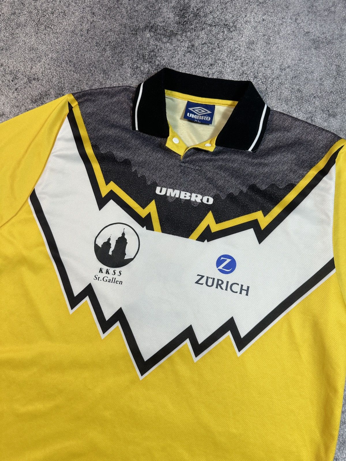 Umbro × Vintage Y2K Vintage Umbro Zurich 3 Soccer Jersey Blokecore Style XL Size US XL / EU 56 / 4 - 2 Thumbnail