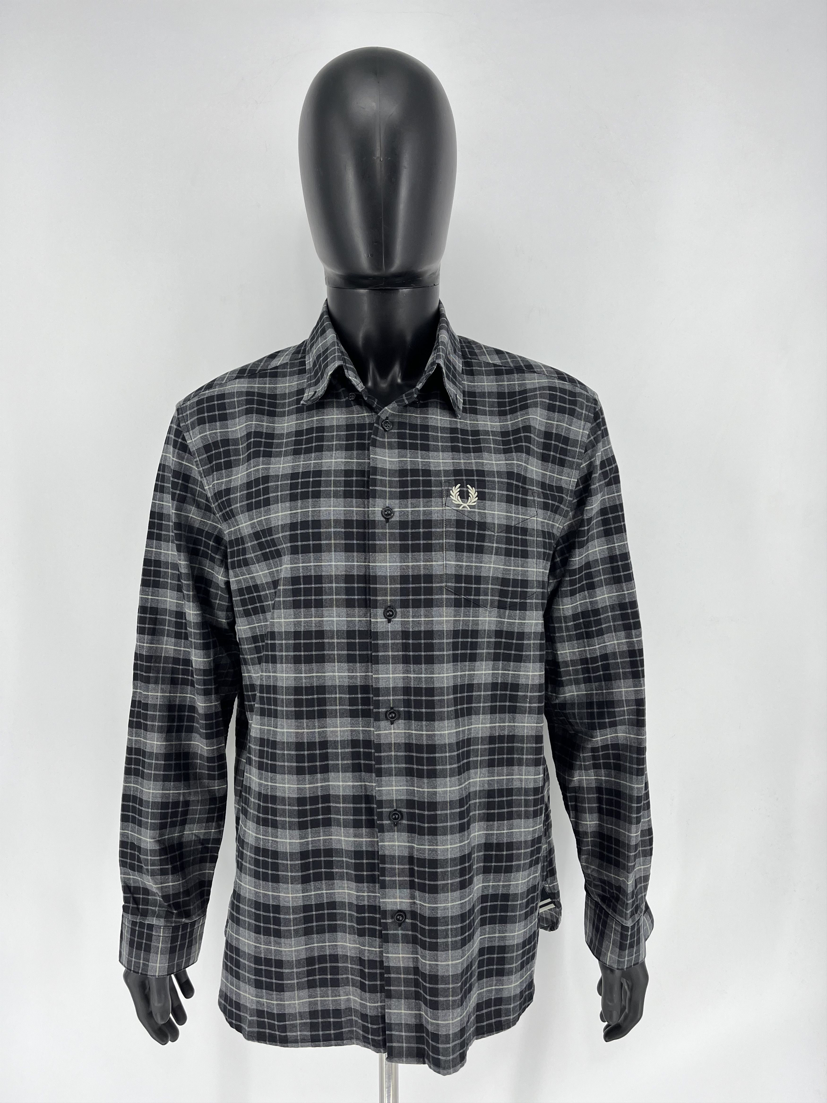 Fred Perry × Vintage Vintage Men’s Fred Perry Button Up Shirt Streetwear Casual Size US L / EU 52-54 / 3 - 2 Thumbnail