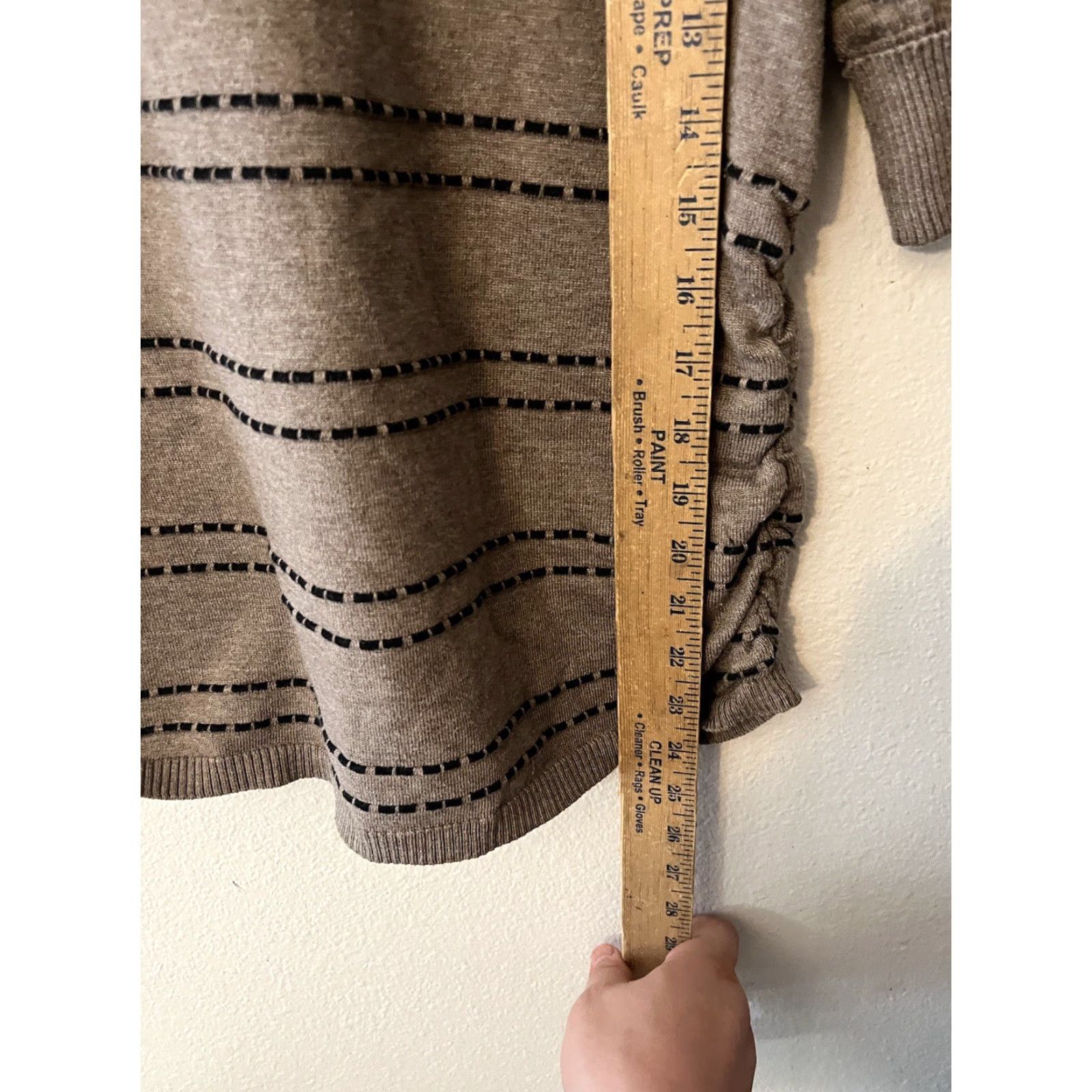 Apt. 9 Apt. 9 Brown Striped Short Sleeve Ruched at Sides Womens Petite Round Neck Sweater Size L / US 10 / IT 46 - 4 Thumbnail