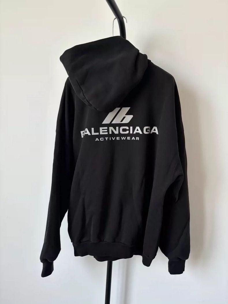 Balenciaga Balenciaga Reflective Logo printed solid hooded slouchy lo Size US S / EU 44-46 / 1 - 1 Thumbnail