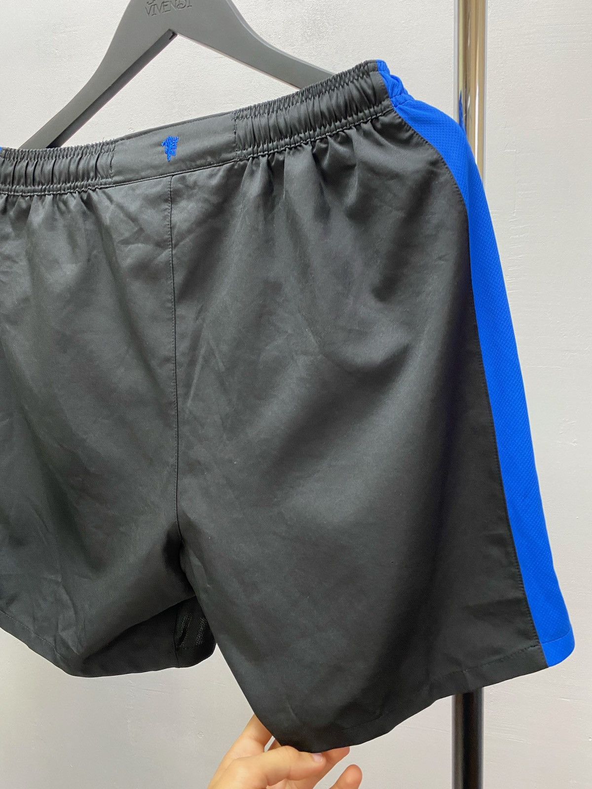 Nike × Vintage Vintage Y2K Nike Manchester United Football Soccer Shorts Size US 30 / EU 46 - 13 Thumbnail