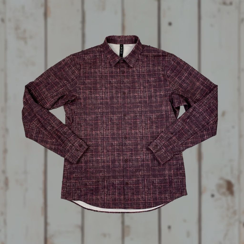 Lululemon Lululemon Shirt Mens Medium Purple Button Up Long Sleeve Stretch Casual Size US M / EU 48-50 / 2 - 1 Thumbnail