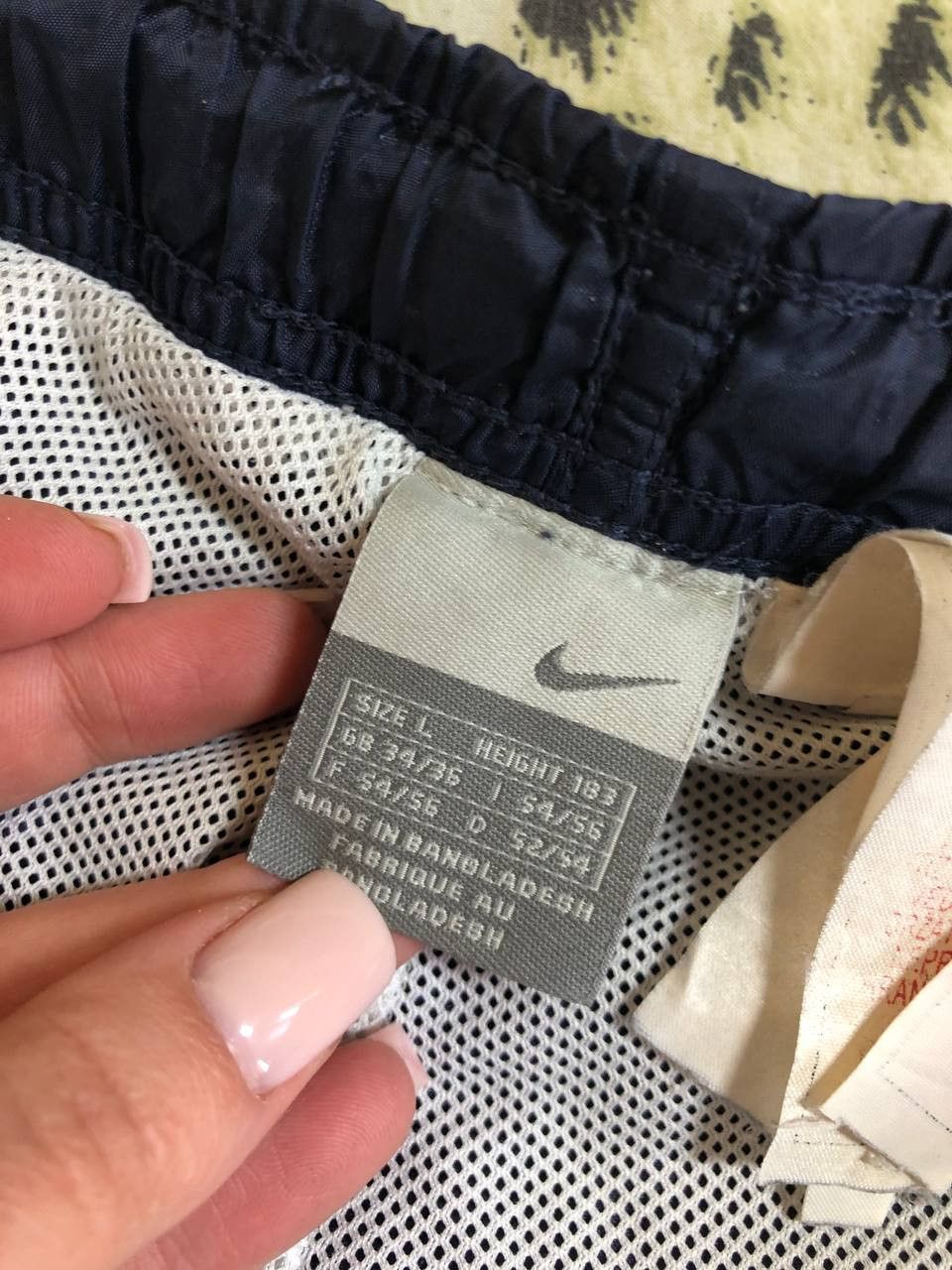 Nike Vintage 90s Nike Swim Trunk Shorts Navy Blue Nylon Mesh Size US 34 / EU 50 - 2 Thumbnail