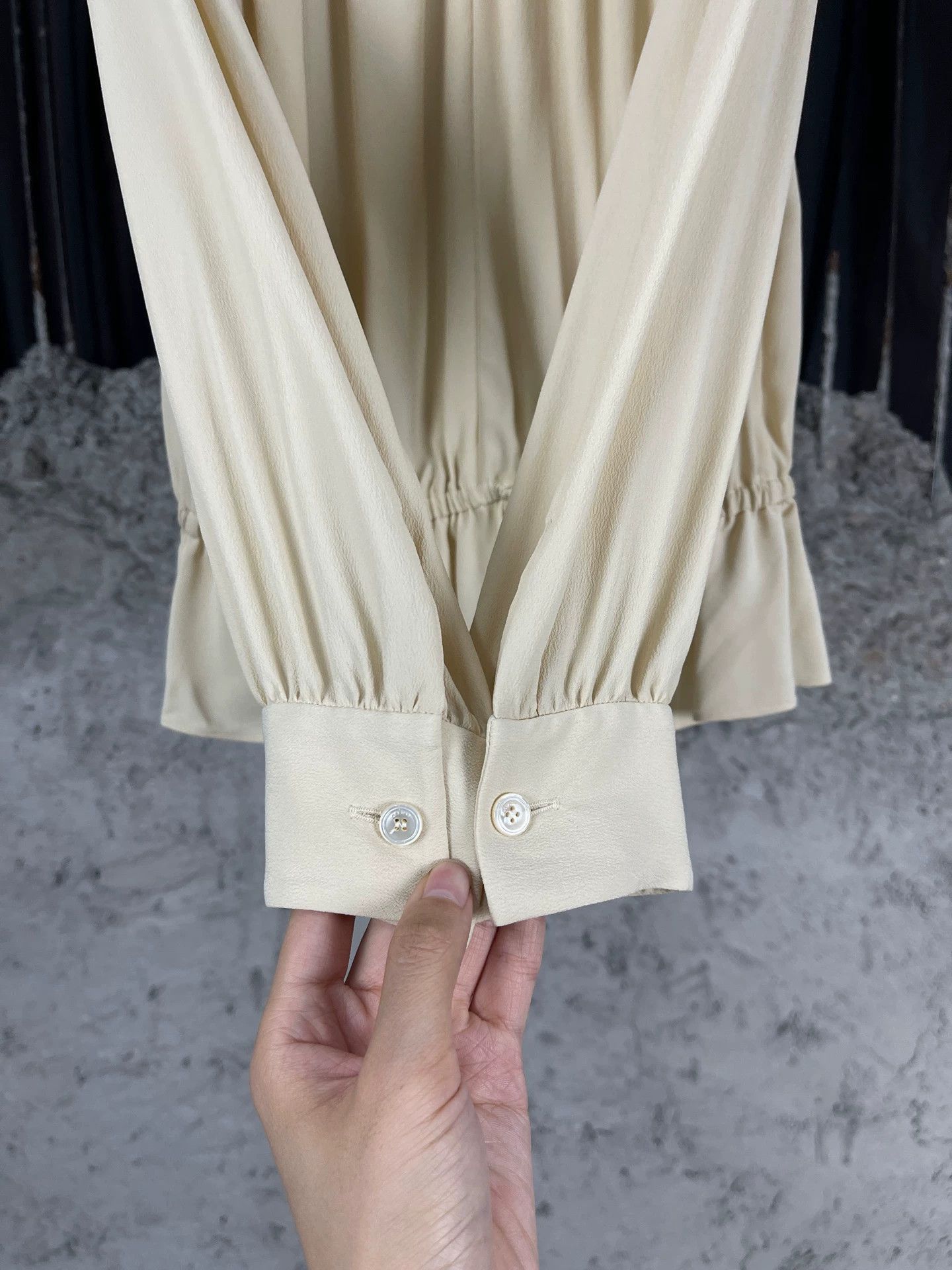 Celine Celine Heavy Construction Long Sleeve Women's Size XS / US 0-2 / IT 36-38 - 5 Thumbnail