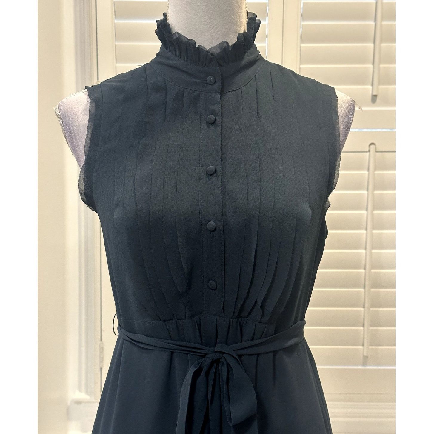 Loft Loft Navy Blue Sleeveless Ruffle Collar Belted Midi Dress 2 Size XS / US 0-2 / IT 36-38 - 2 Thumbnail