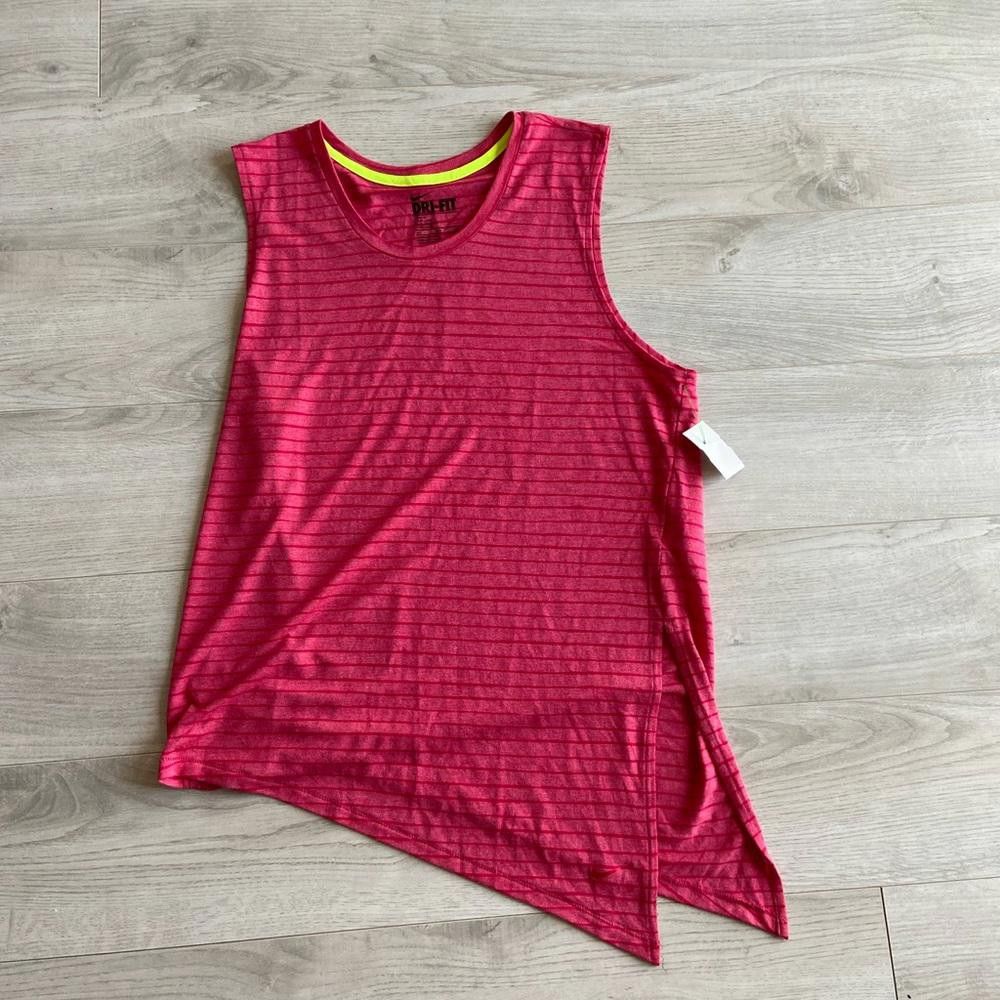 Designer Stylish Athletic Tank Top with Asymmetrical Hem Size M / US 6-8 / IT 42-44 - 1 Thumbnail