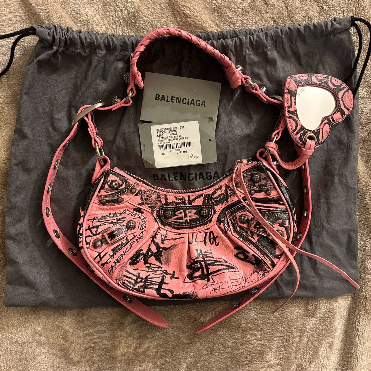 Balenciaga Balenciaga Cagole XS Shoulder Bag Arena Lambskin Size ONE SIZE - 1 Thumbnail