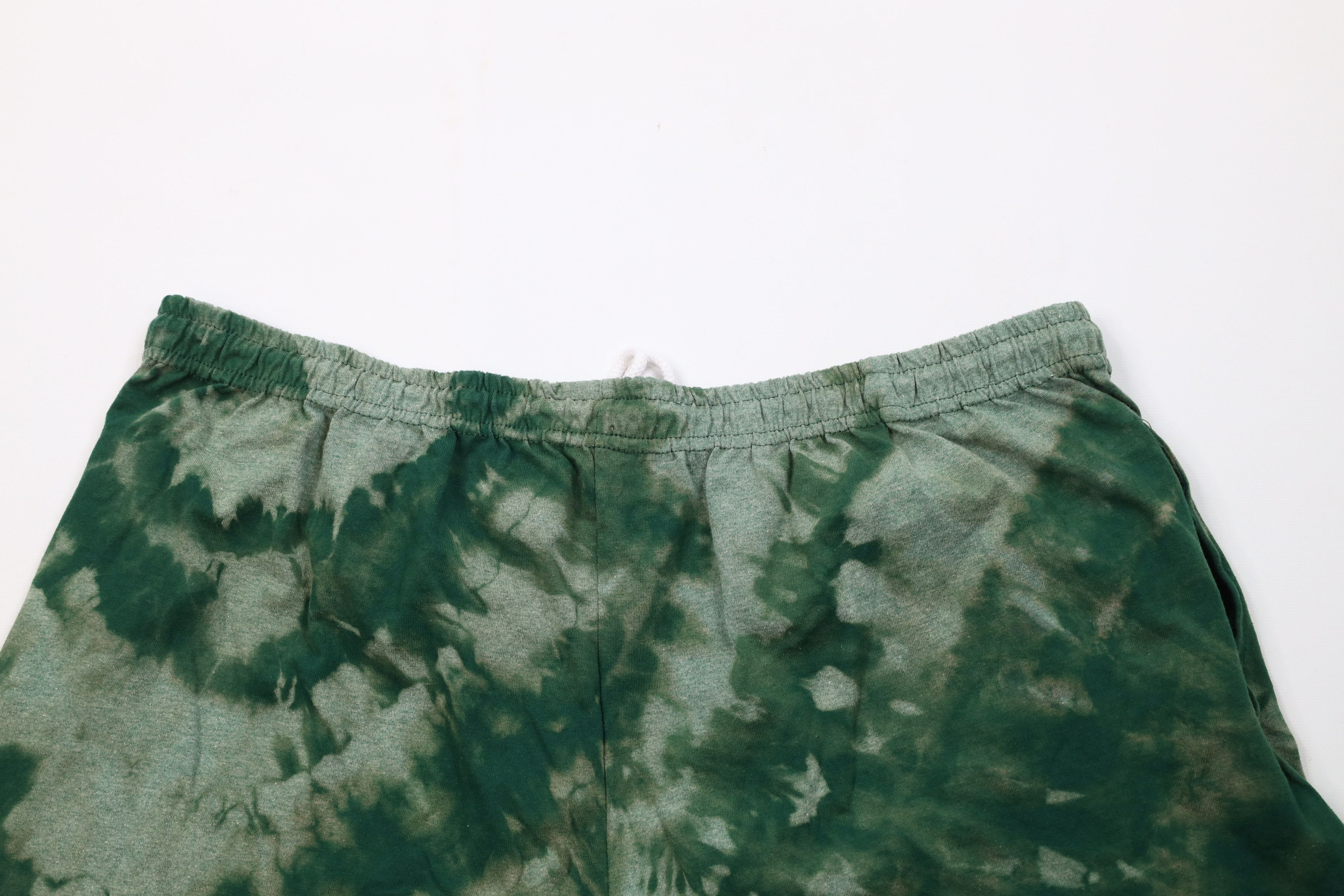 Vintage Vintage Y2K Streetwear Above Knee Dad Shorts Trippy Green Size US 38 / EU 54 - 8 Thumbnail