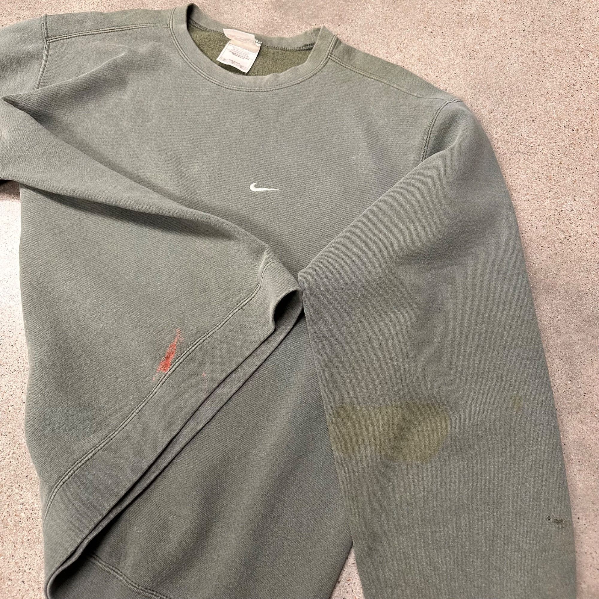 Nike × Vintage Vintage 90s Nike Pistachio Sage Mini Swoosh Sweatshirt Size US XL / EU 56 / 4 - 4 Thumbnail