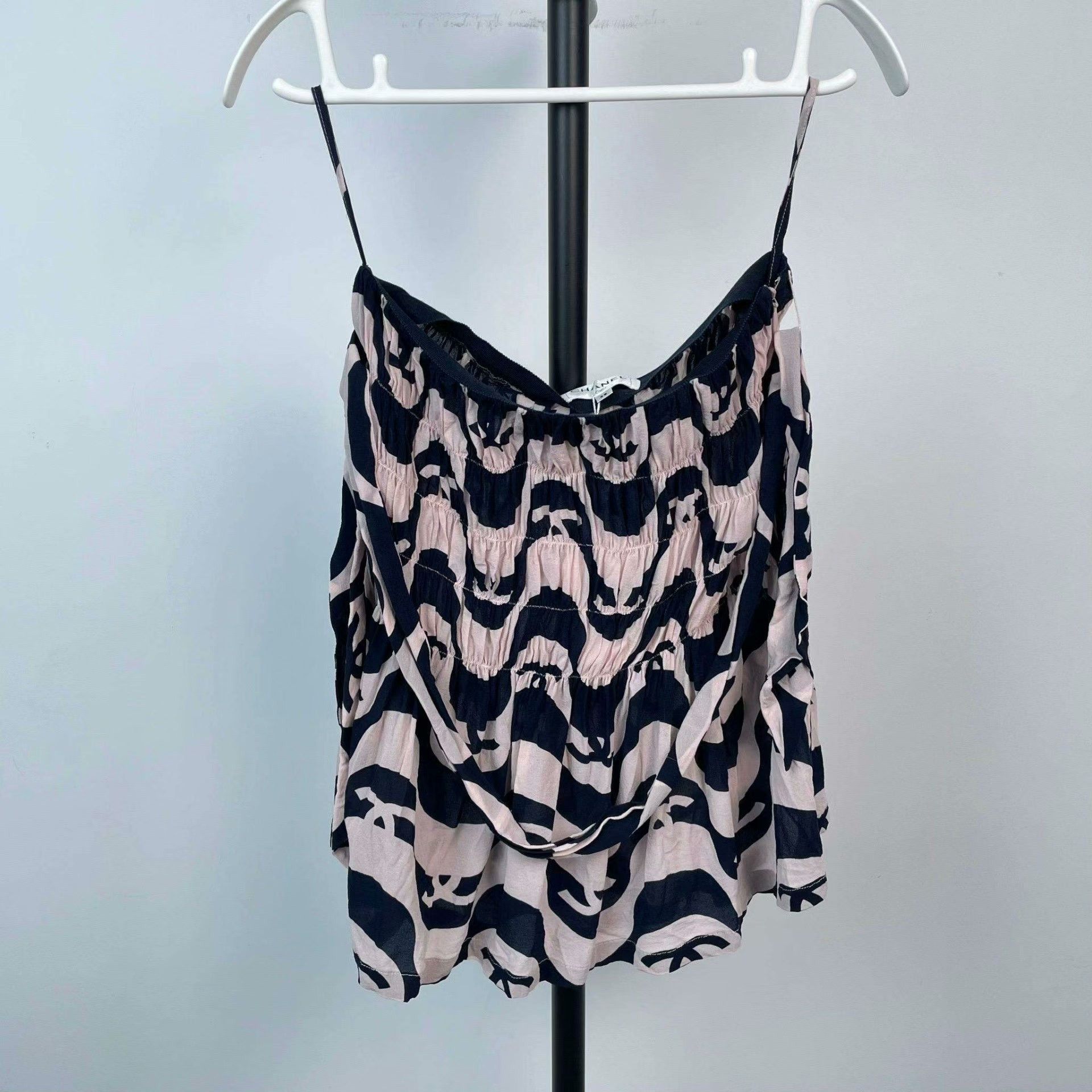 Chanel Chanel Retro Skirt 2XS Women Size 28" / US 6 / IT 42 - 1 Thumbnail