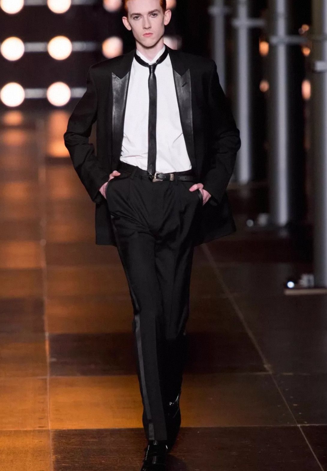 Saint Laurent Paris Saint Laurent Paris 14 Spring/Summer Sheepskin Sword Colla Size 52R - 8 Thumbnail