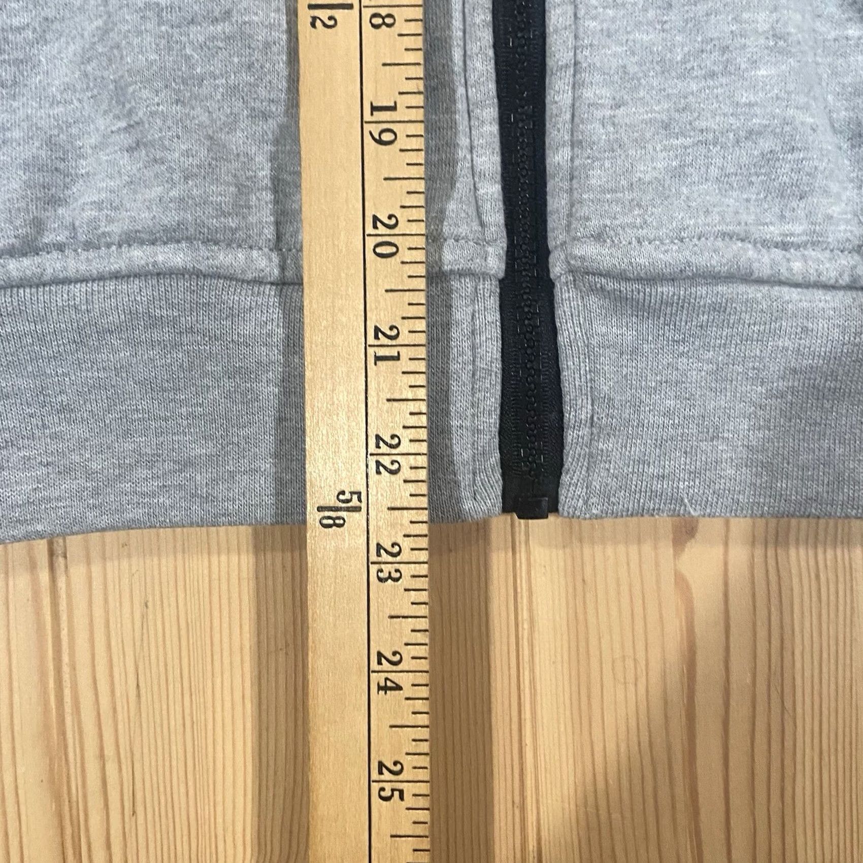 Umbro Umbro Hoodie Mens Colorblock Full Zip Gray Black Colorblock Soccer Training Fleece Pocket Zipper Modern Medium Regular Mens Size US M / EU 48-50 / 2 - 3 Thumbnail
